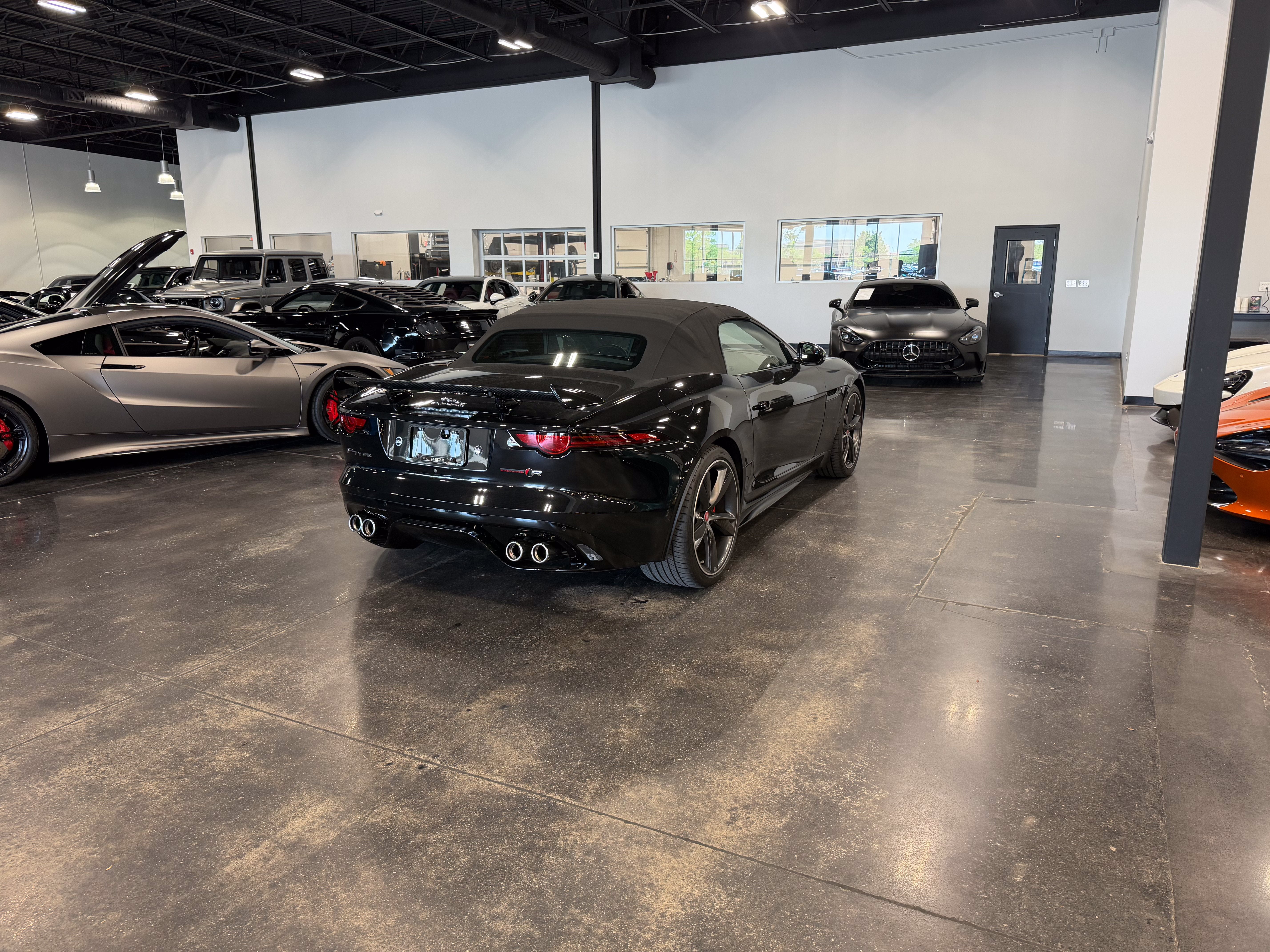 2018 Jaguar F-TYPE R