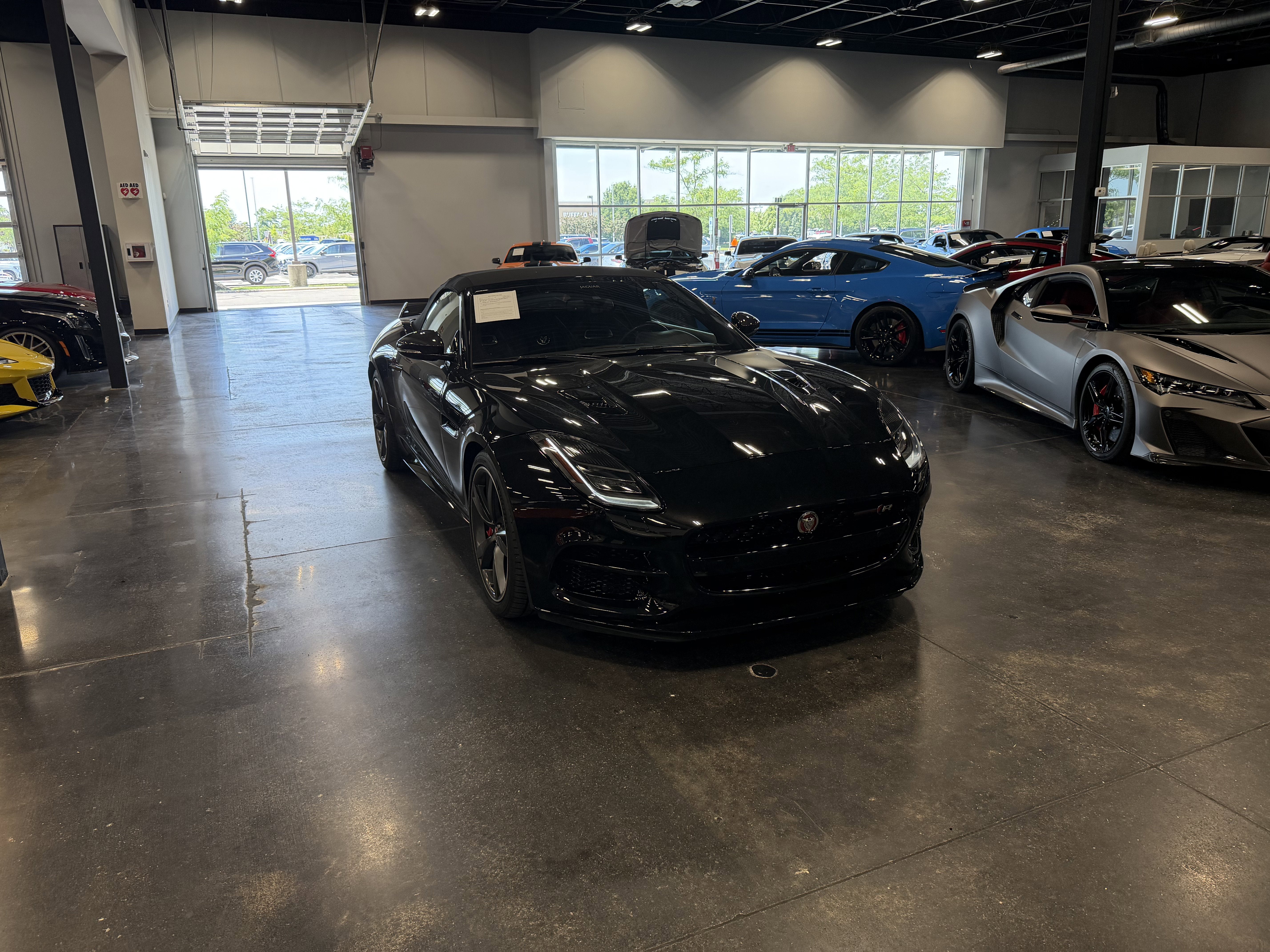 2018 Jaguar F-TYPE R