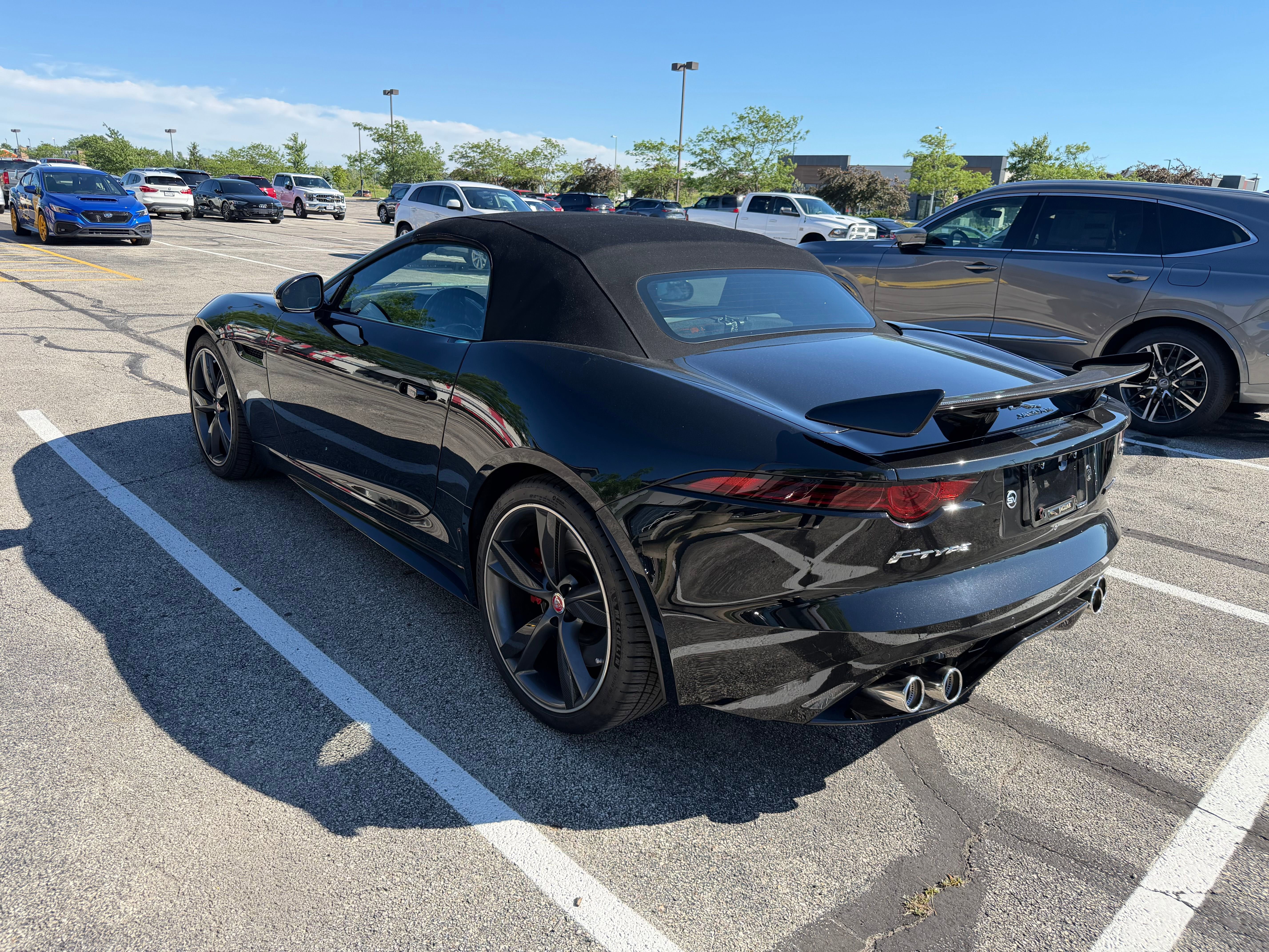2018 Jaguar F-TYPE R