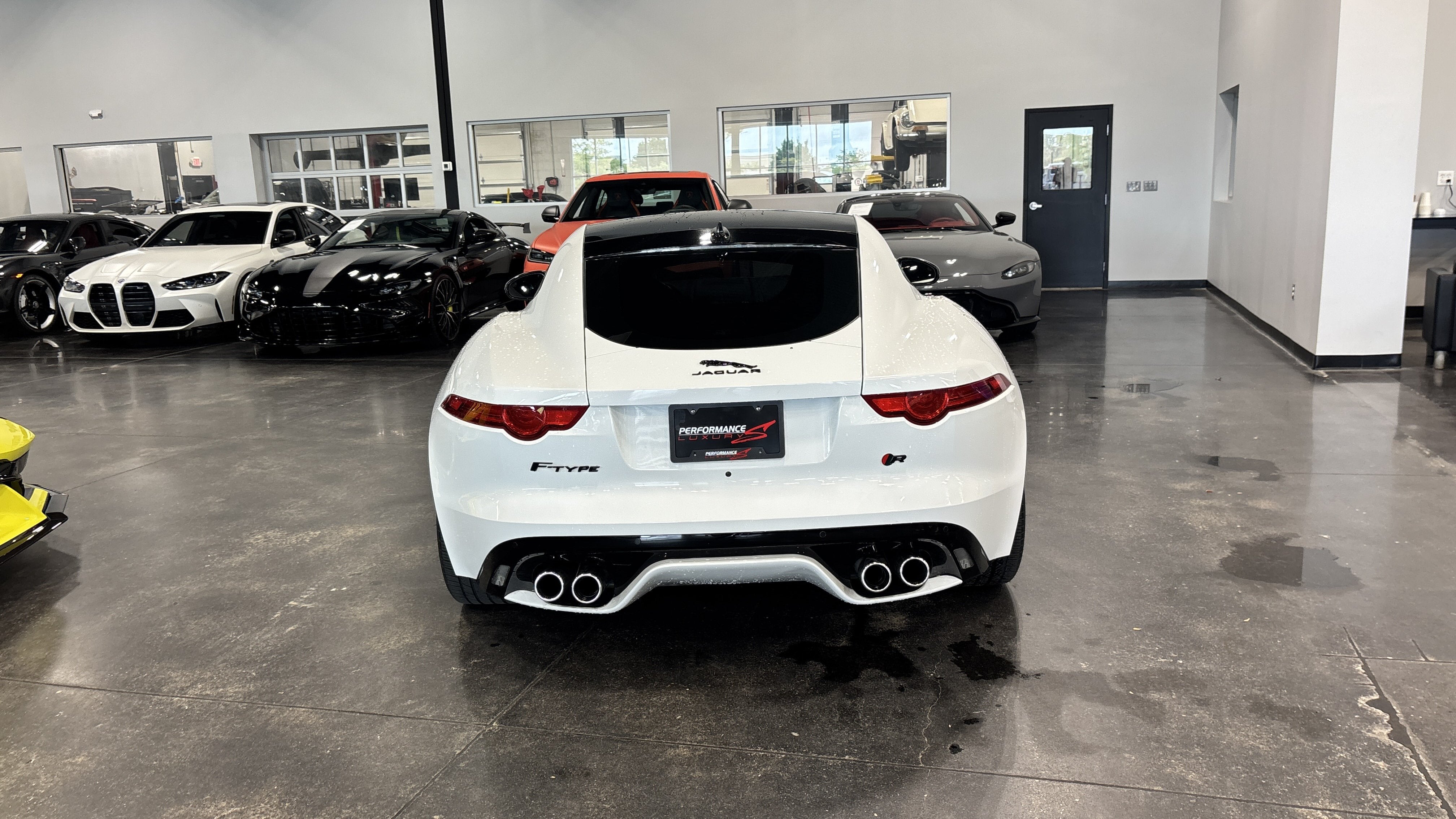 2016 Jaguar F-TYPE R