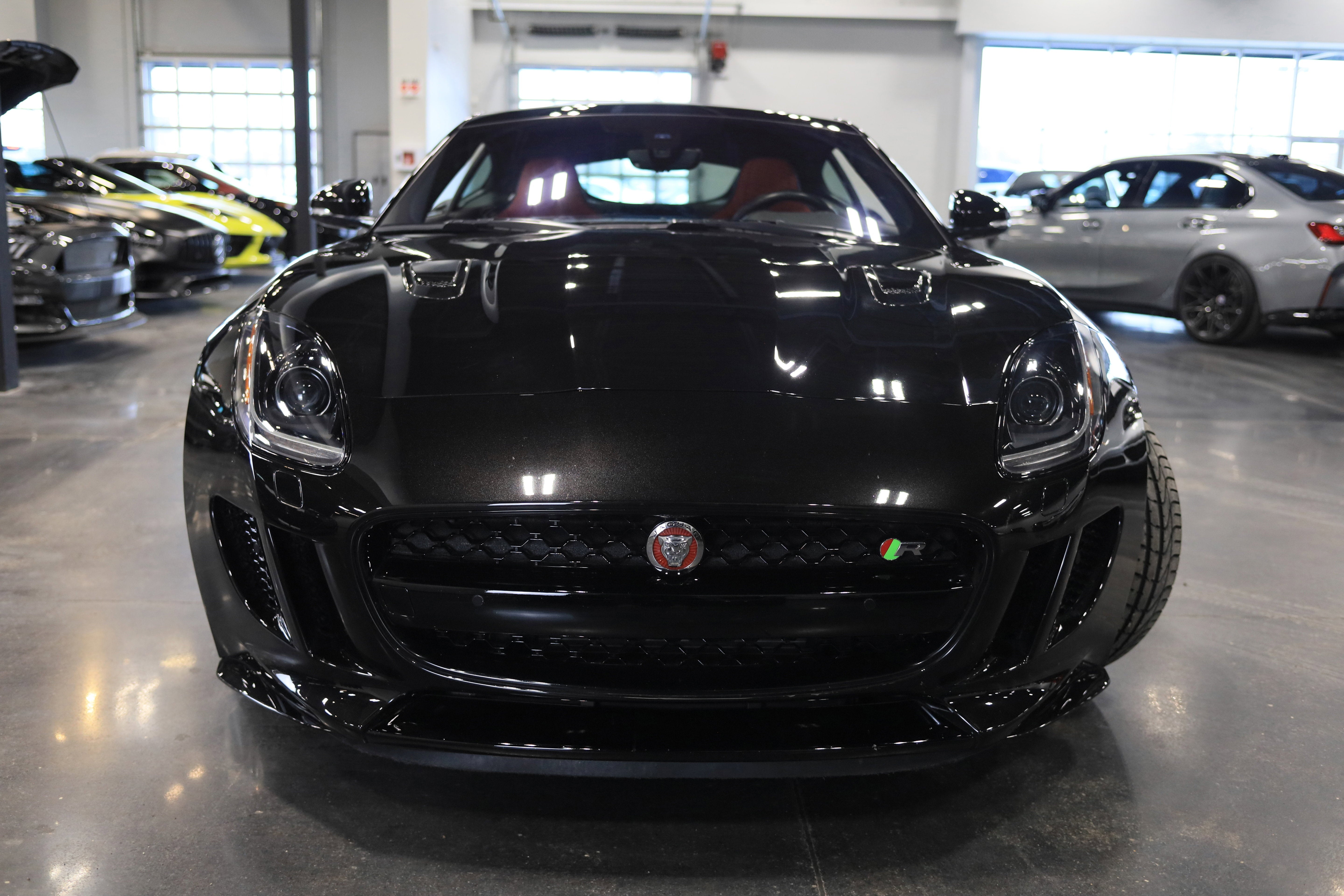 2017 Jaguar F-TYPE R