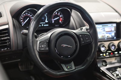 2017 Jaguar F-TYPE R