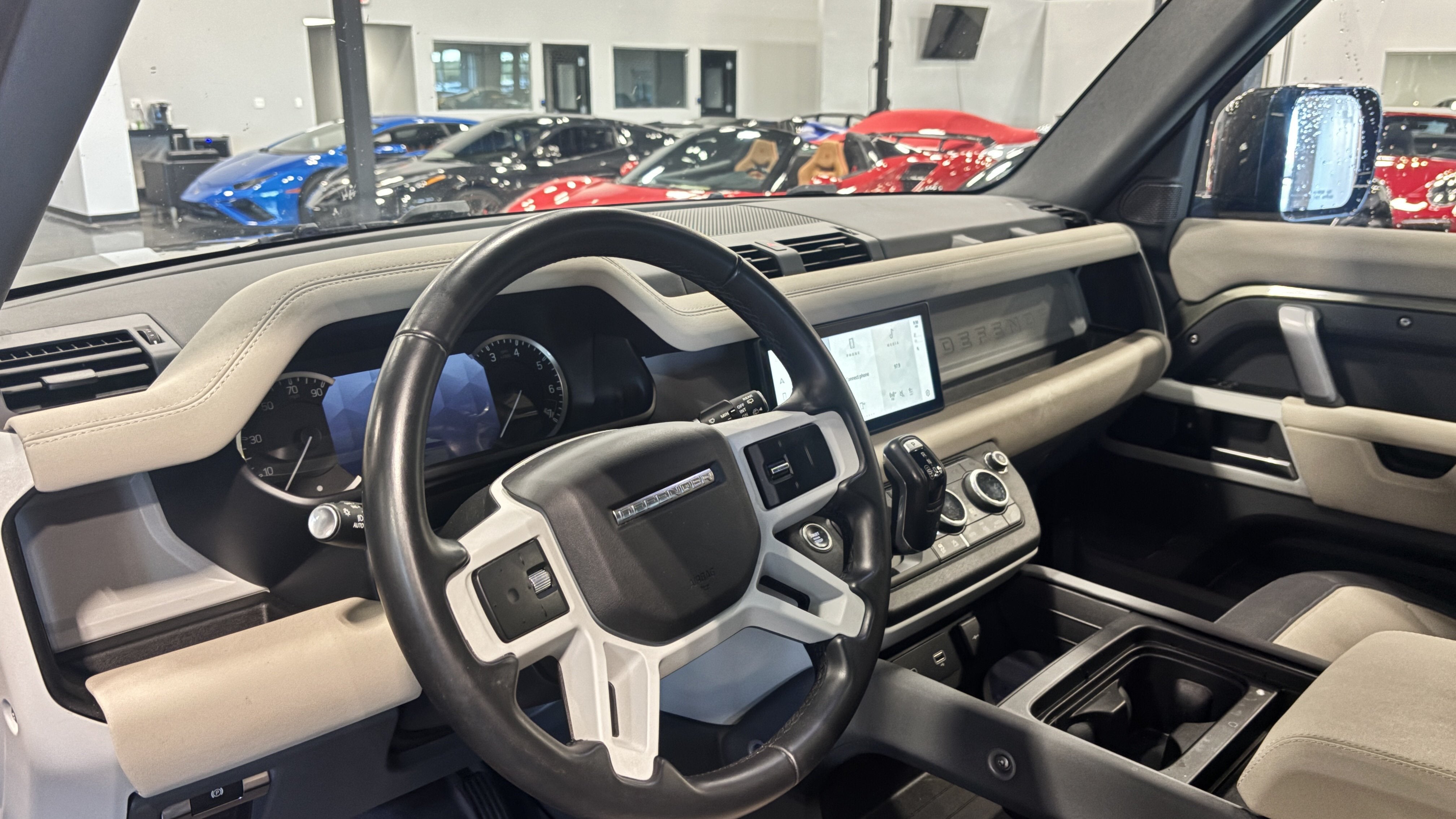 2023 Land Rover Defender X-Dynamic SE