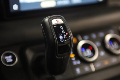 2023 Land Rover Defender X-Dynamic SE