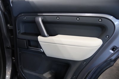 2023 Land Rover Defender X-Dynamic SE