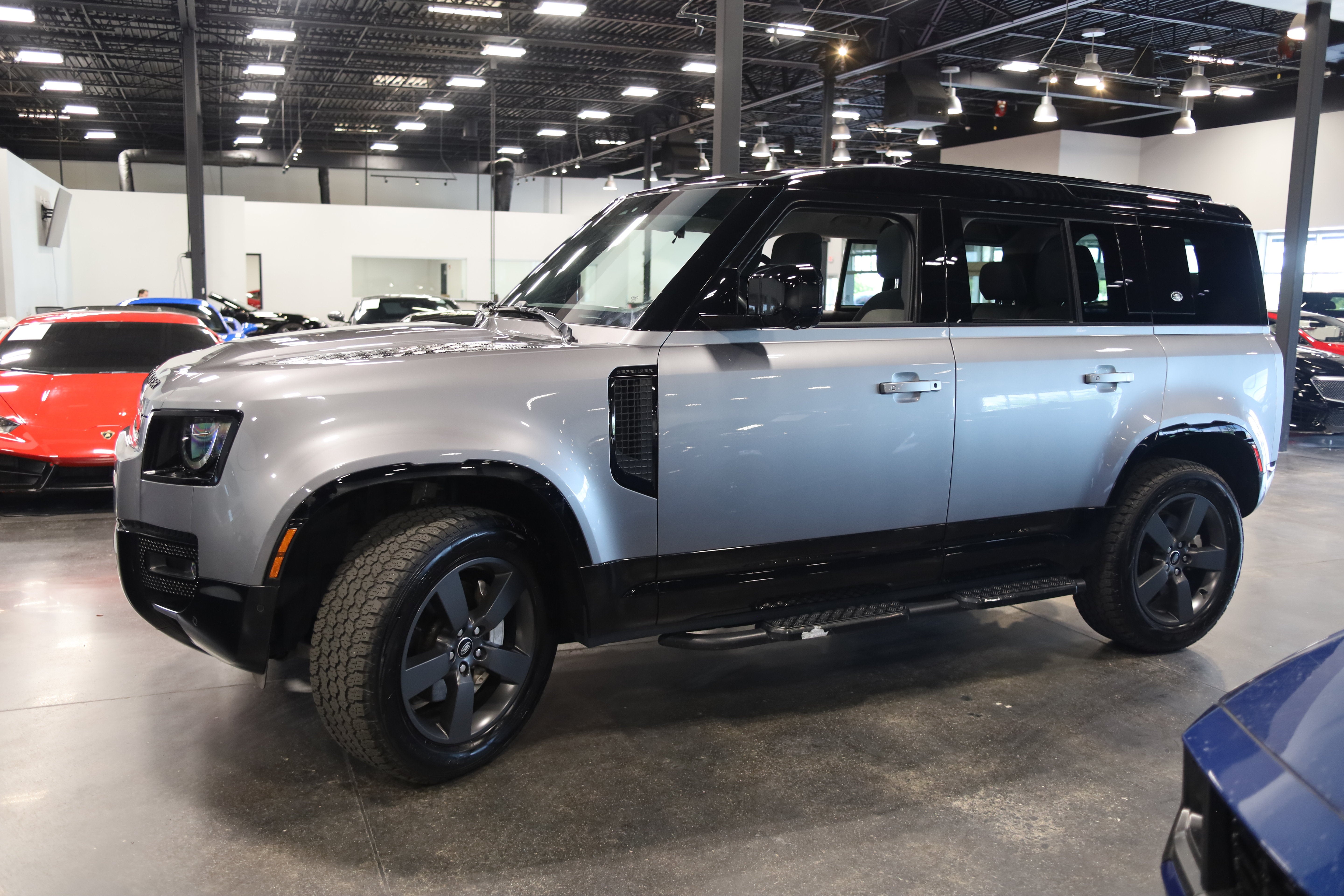 2023 Land Rover Defender X-Dynamic SE