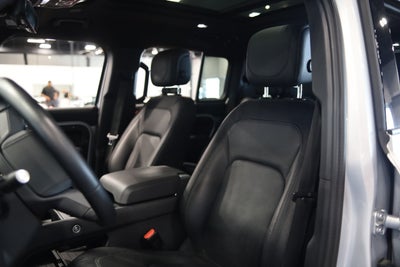 2024 Land Rover Defender X-Dynamic SE