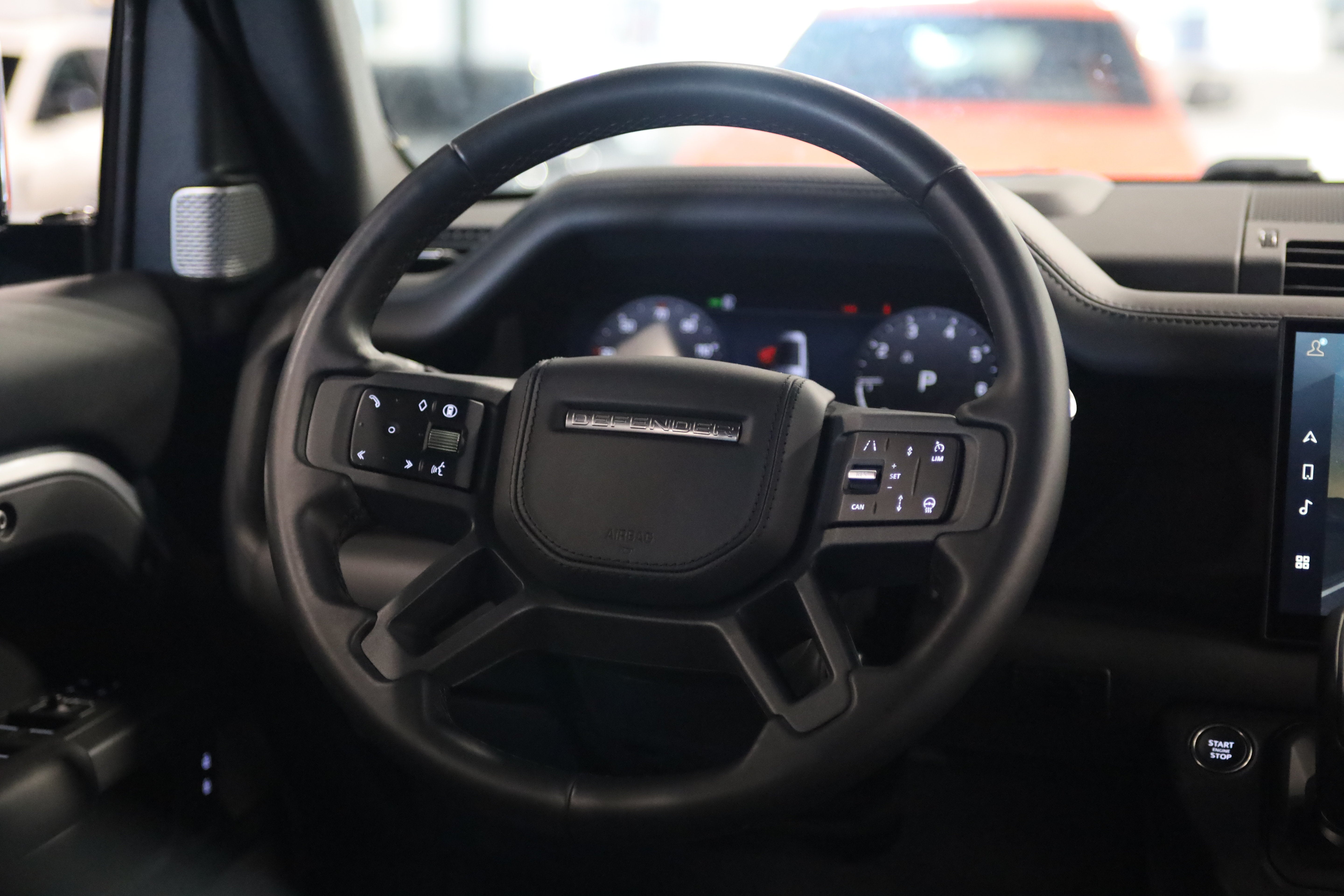 2024 Land Rover Defender X-Dynamic SE