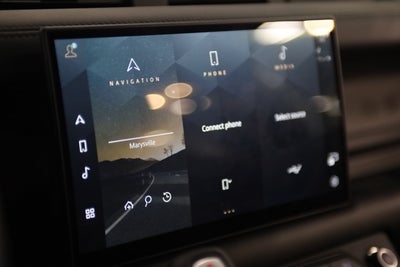 2024 Land Rover Defender X-Dynamic SE