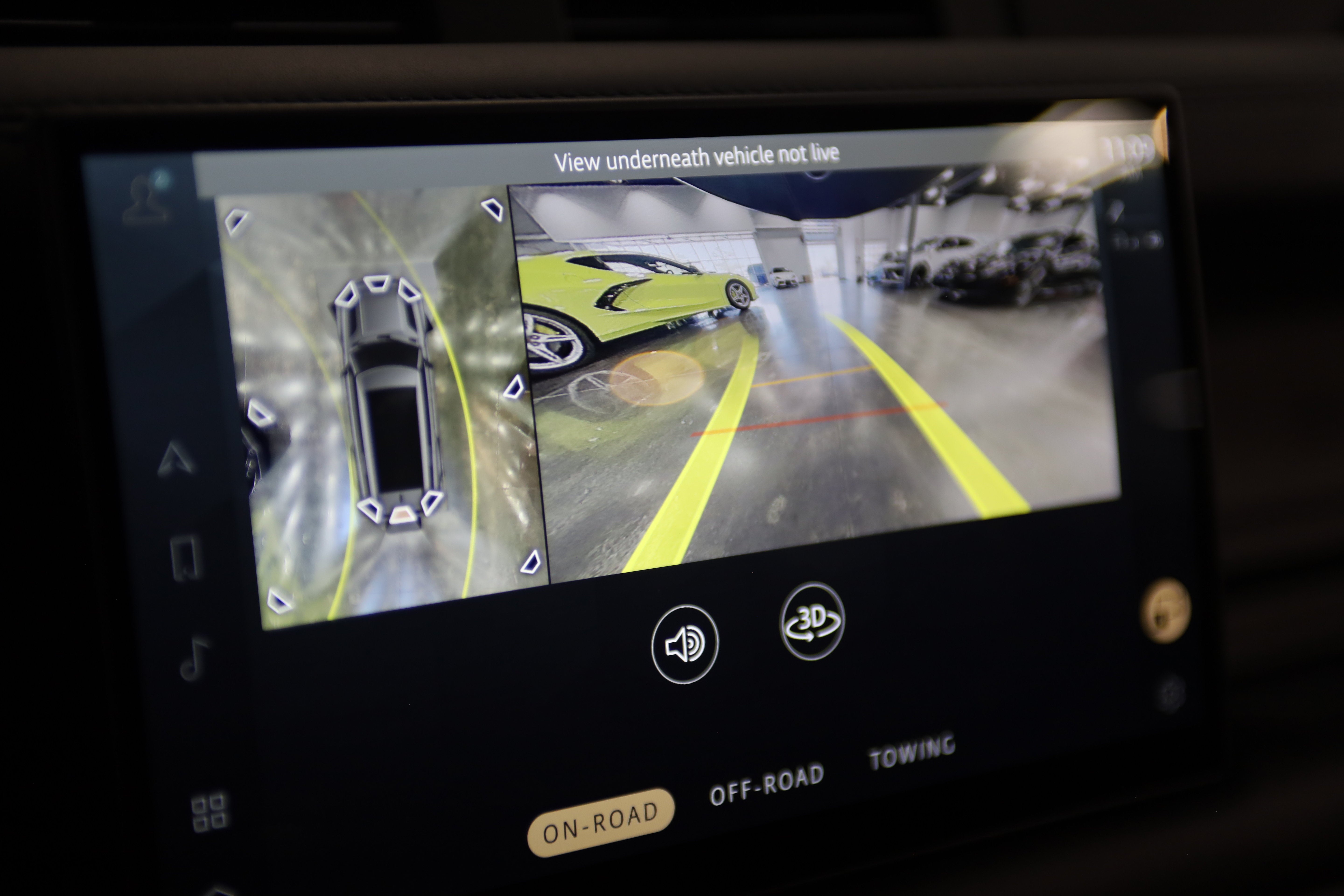 2024 Land Rover Defender X-Dynamic SE