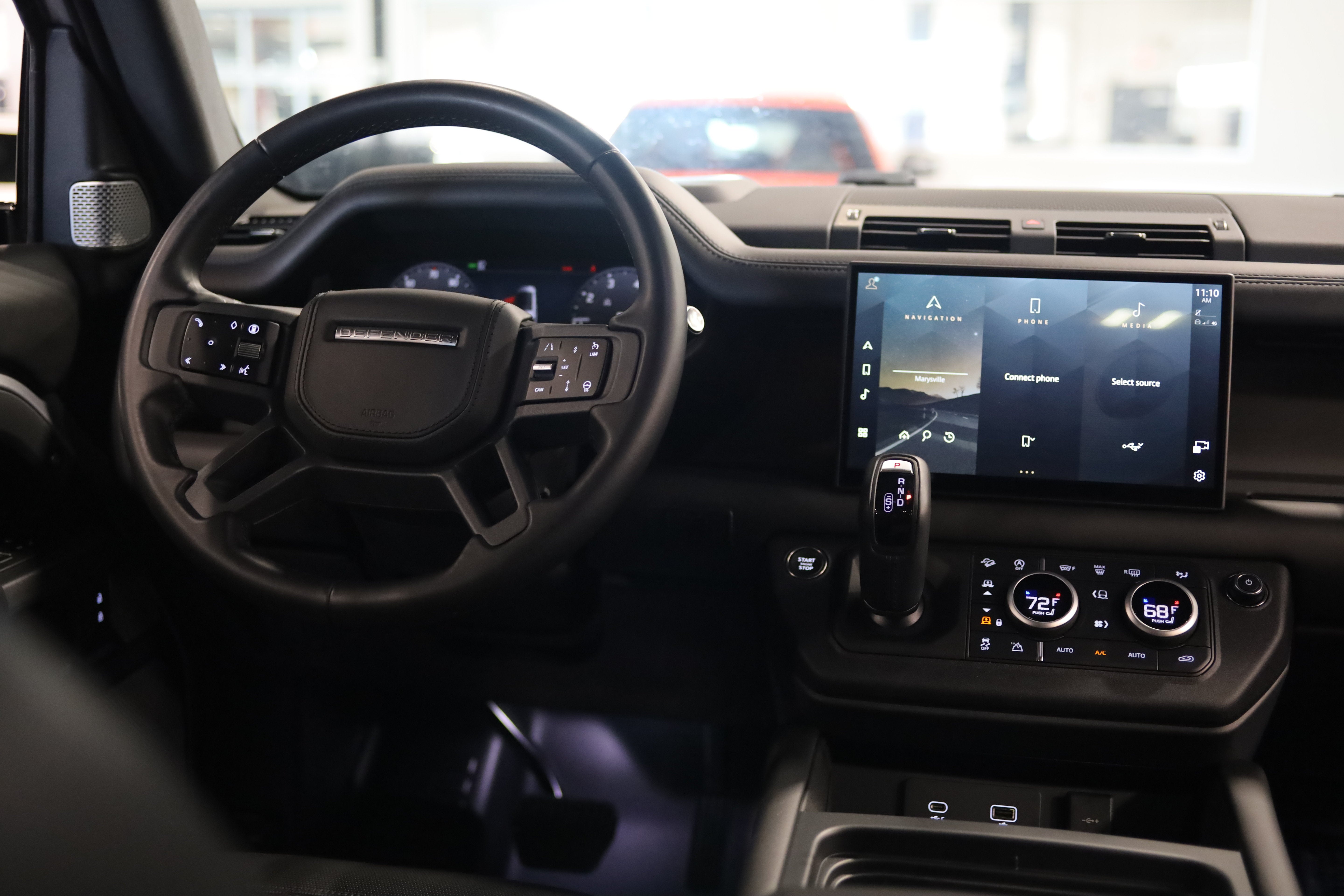 2024 Land Rover Defender X-Dynamic SE