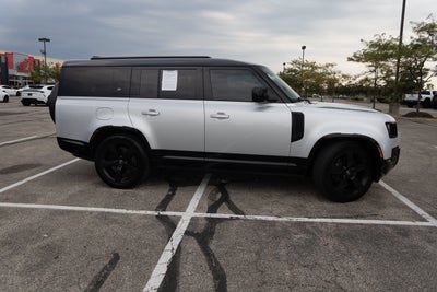 2024 Land Rover Defender X-Dynamic SE