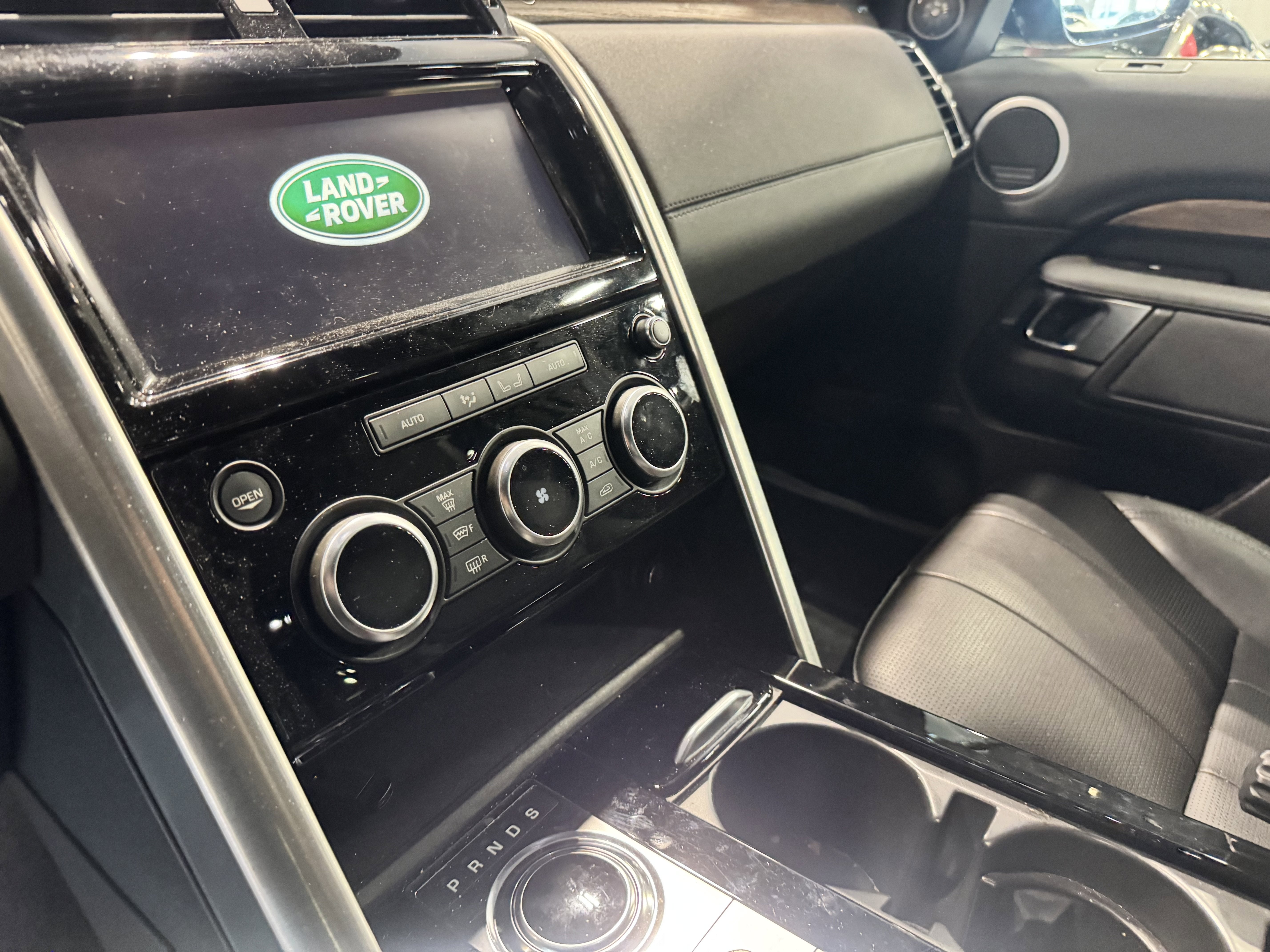 2018 Land Rover Discovery HSE