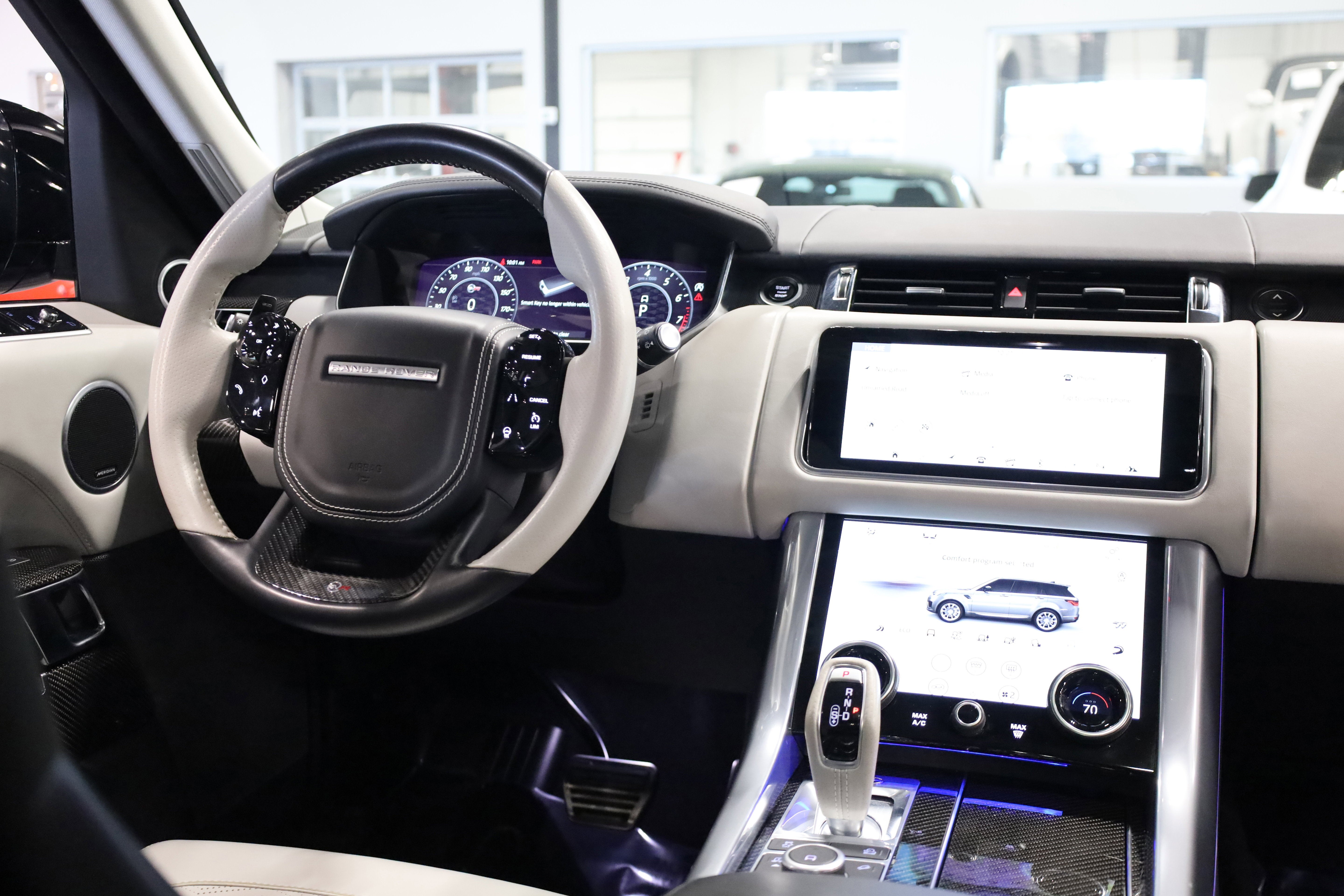 2022 Land Rover Range Rover Sport SVR Carbon Edition