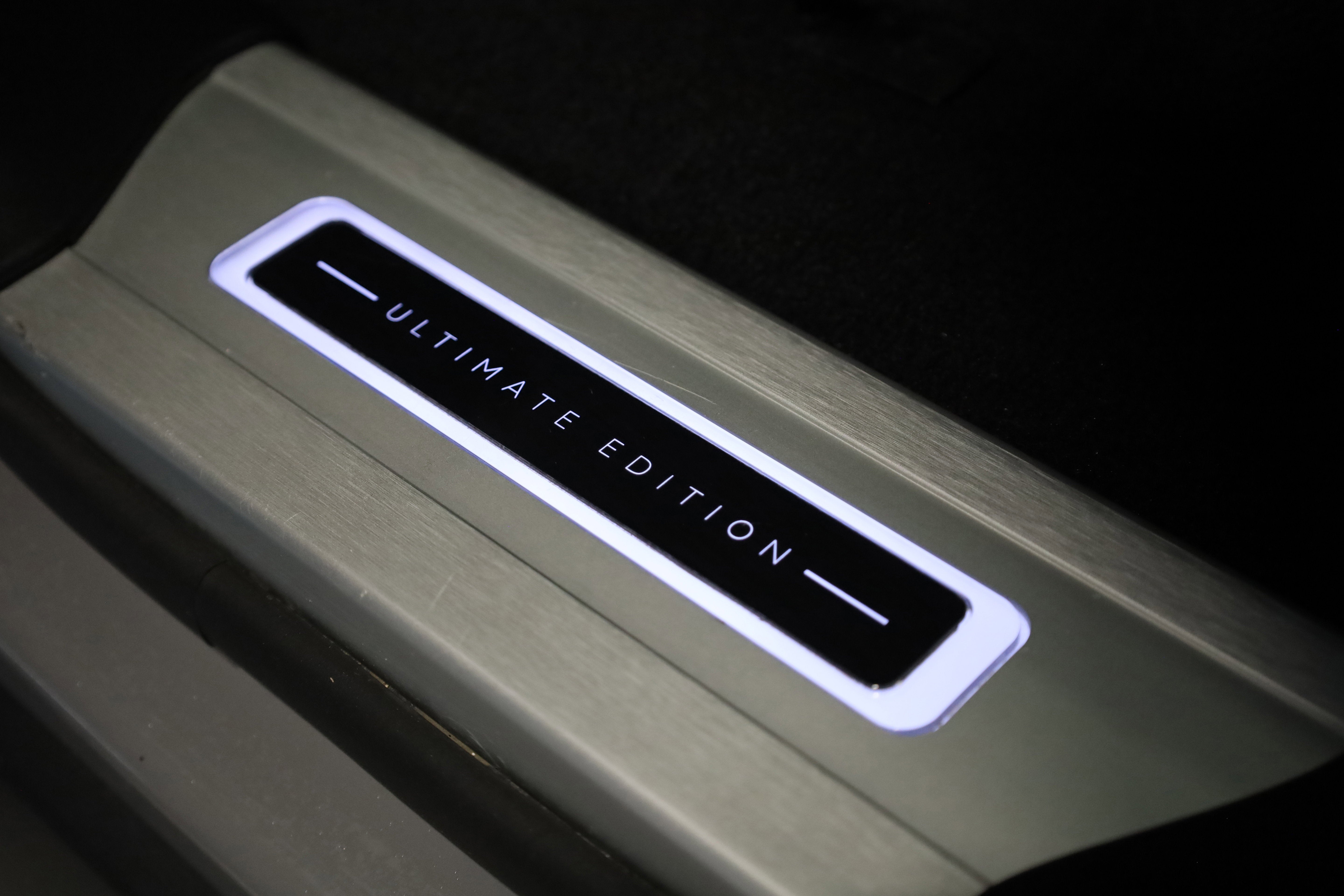 2022 Land Rover Range Rover Sport SVR Carbon Edition