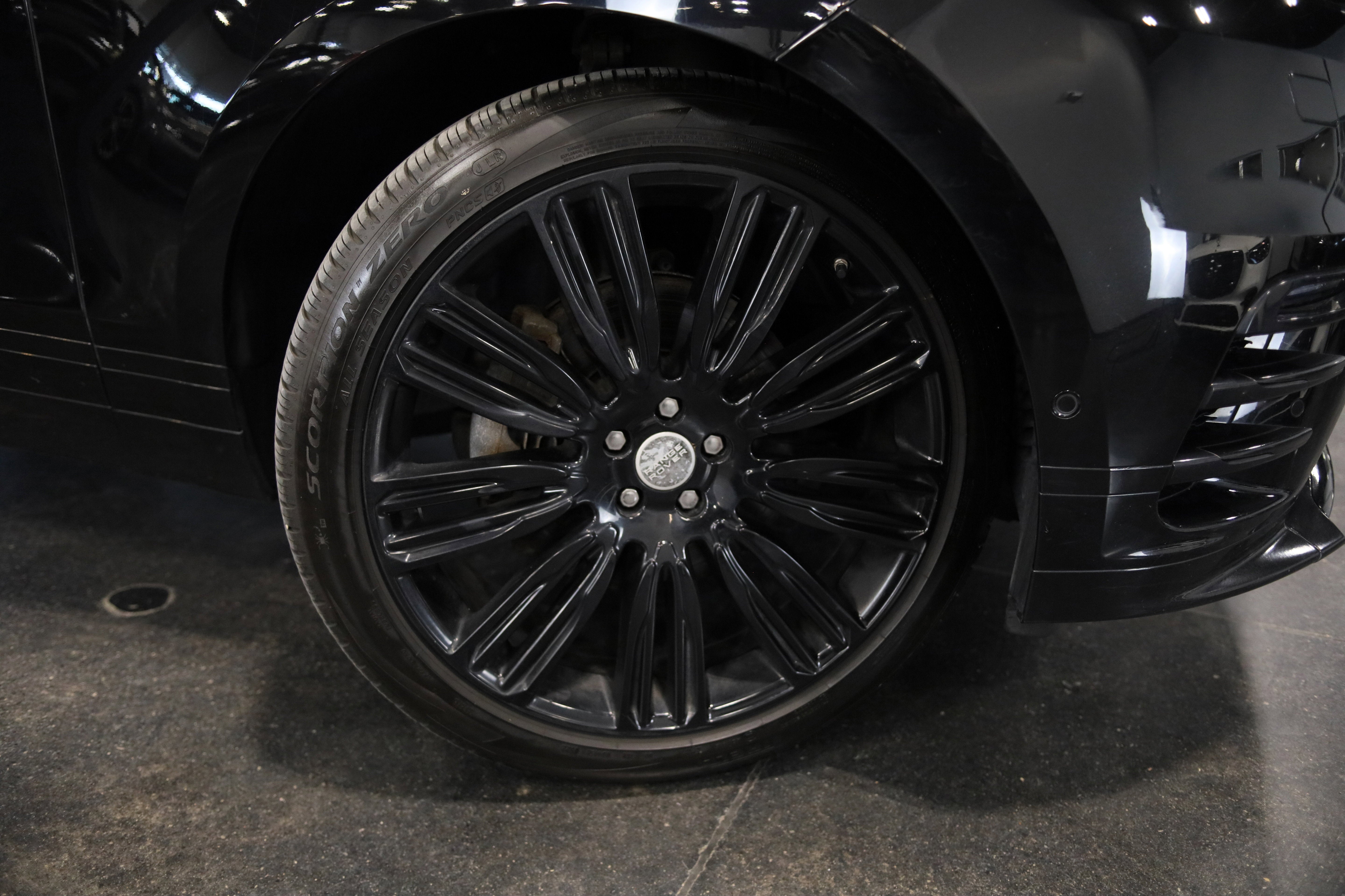 2019 Land Rover Range Rover Velar R-Dynamic SE