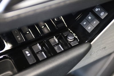 2019 Land Rover Range Rover Velar R-Dynamic SE