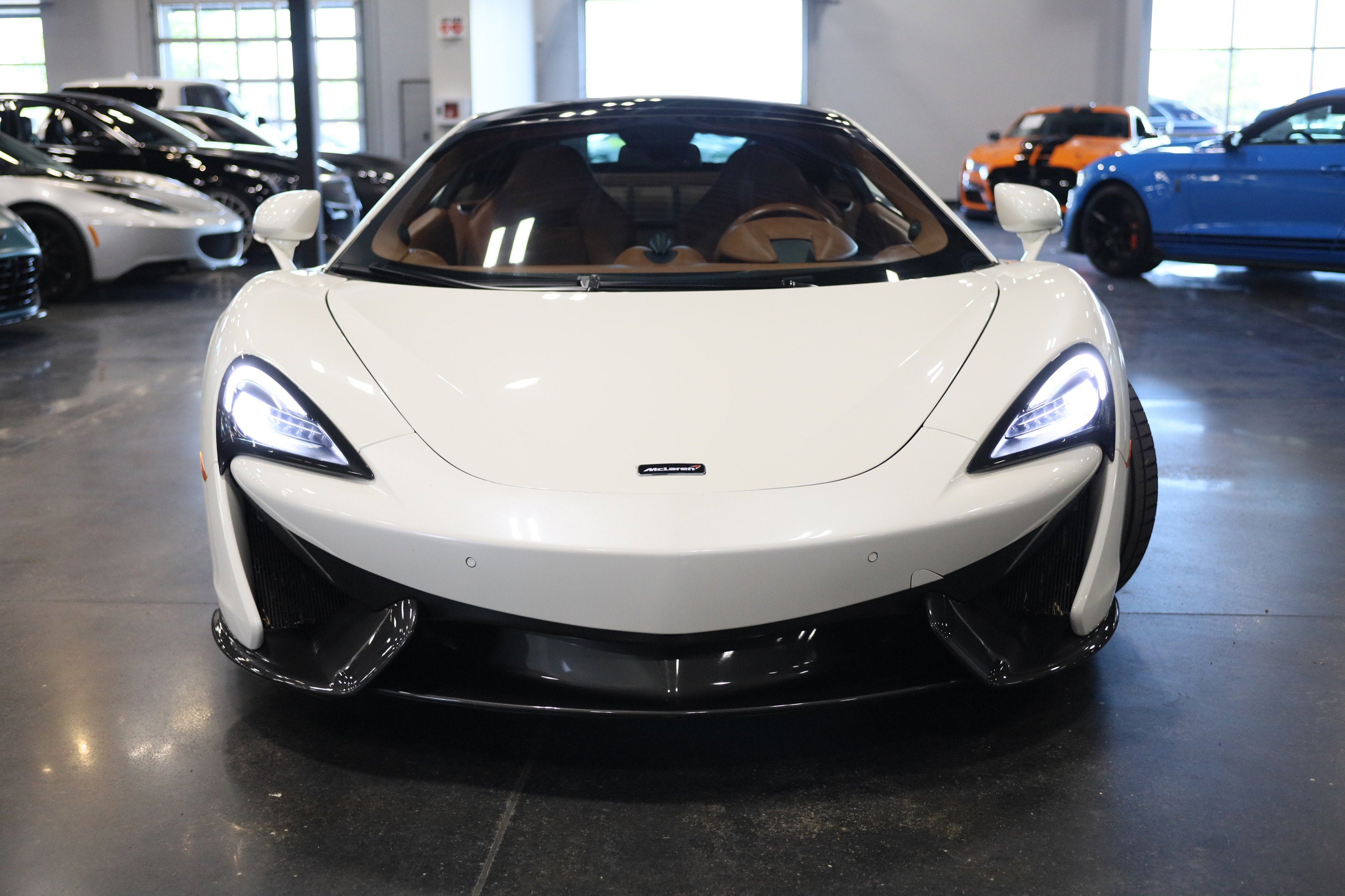2017 McLaren 570GT Base