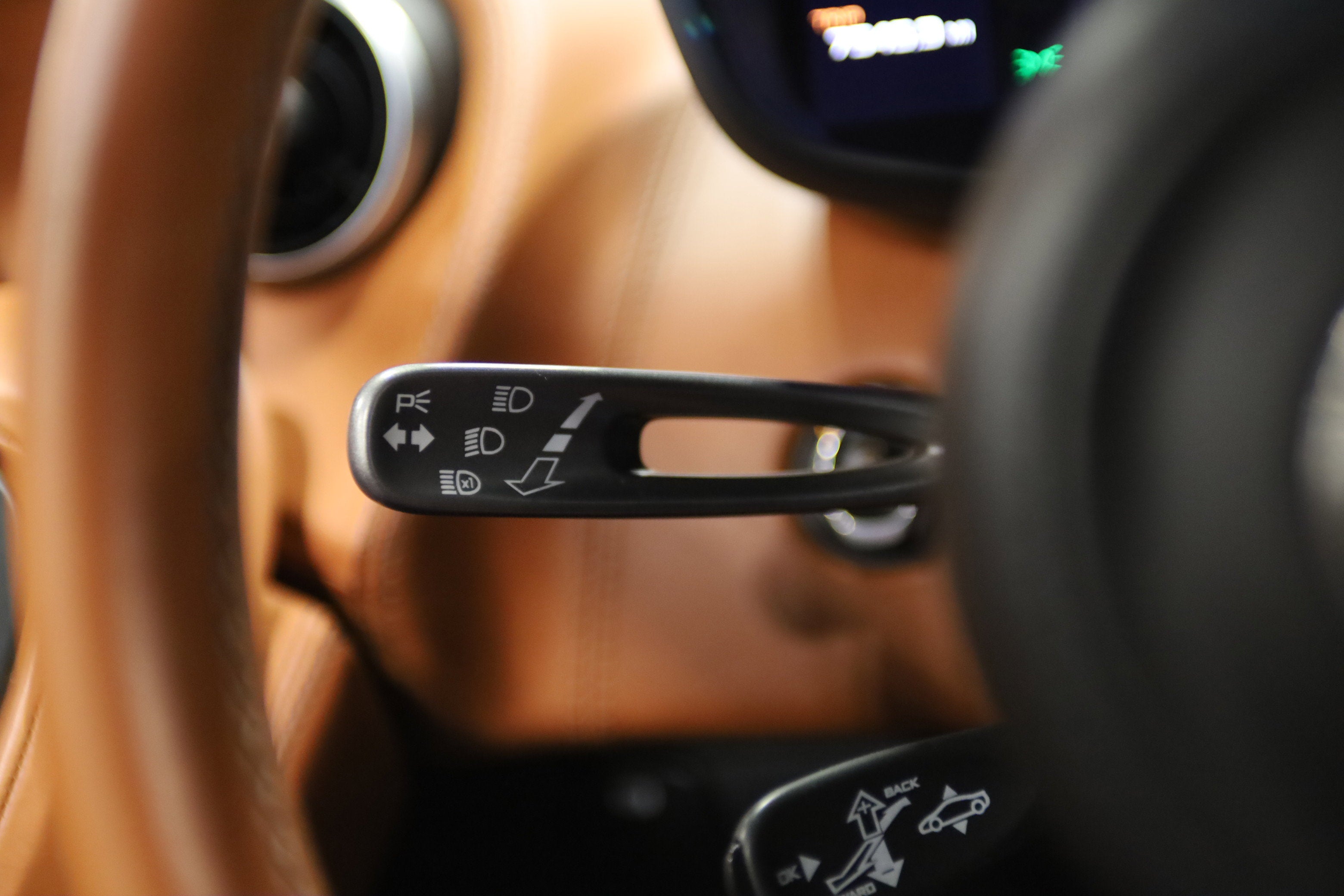 2017 McLaren 570GT Base