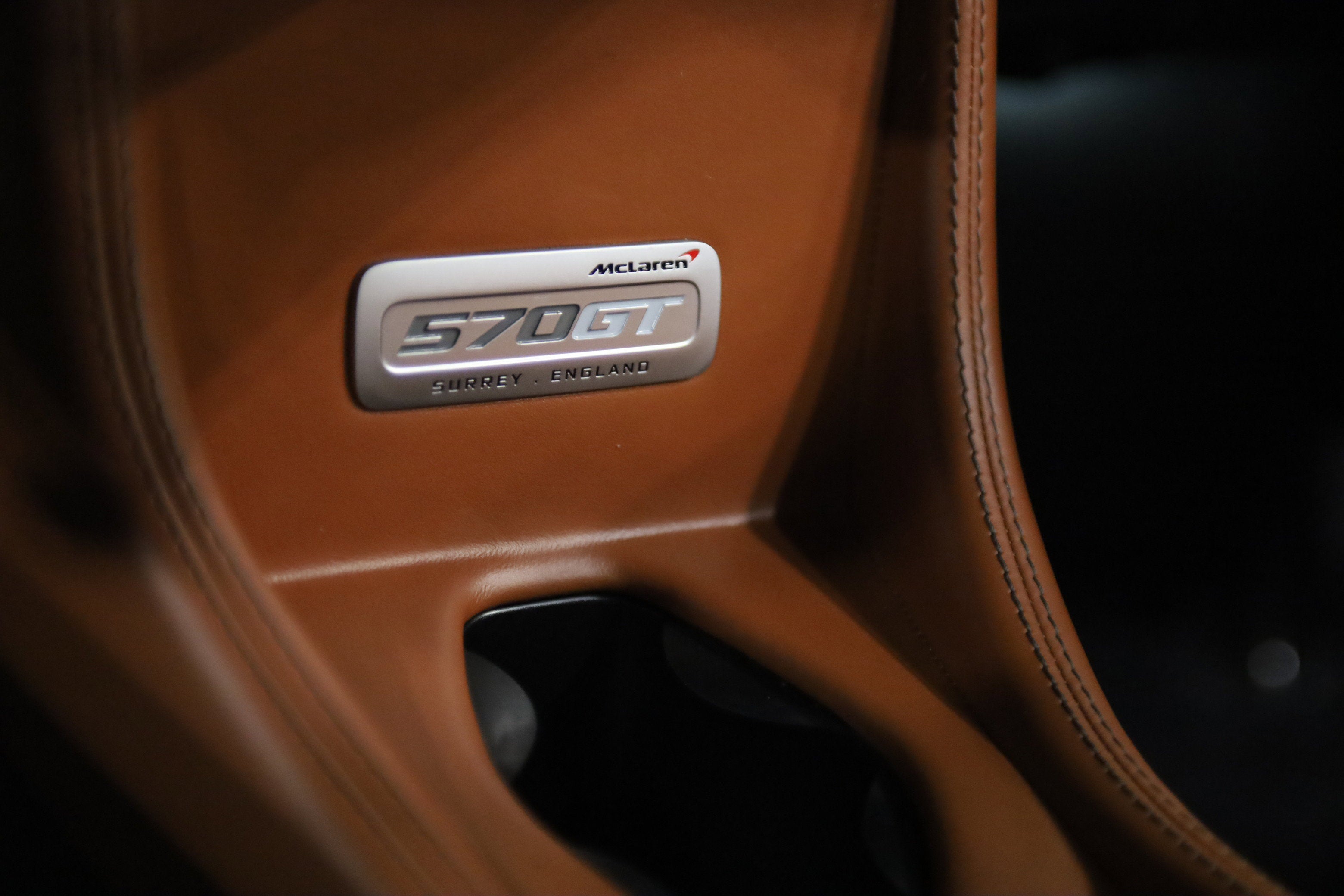 2017 McLaren 570GT Base