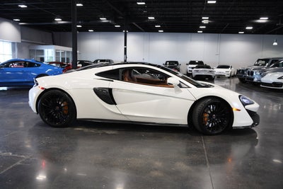 2017 McLaren 570GT Base