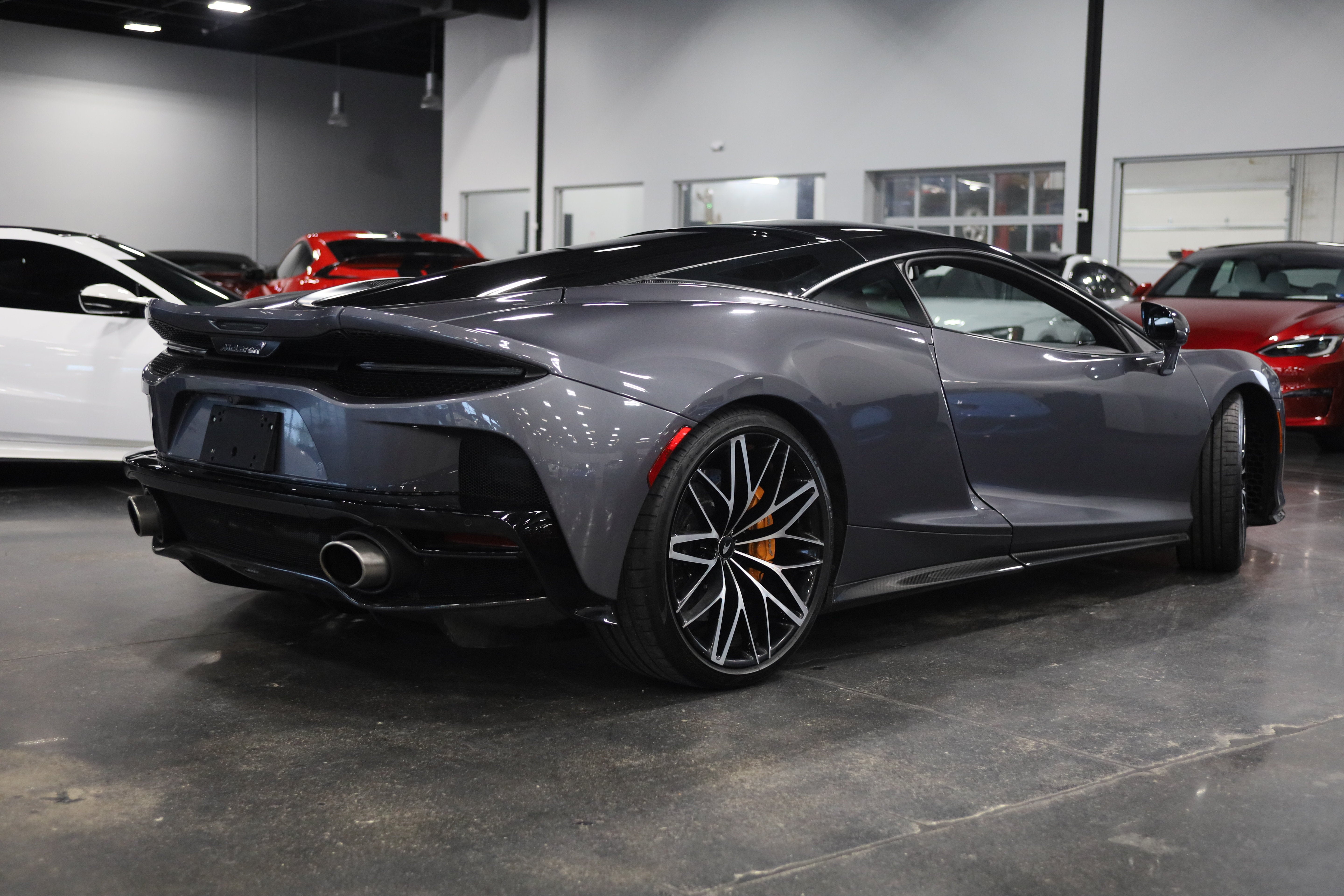 2023 McLaren GT Base