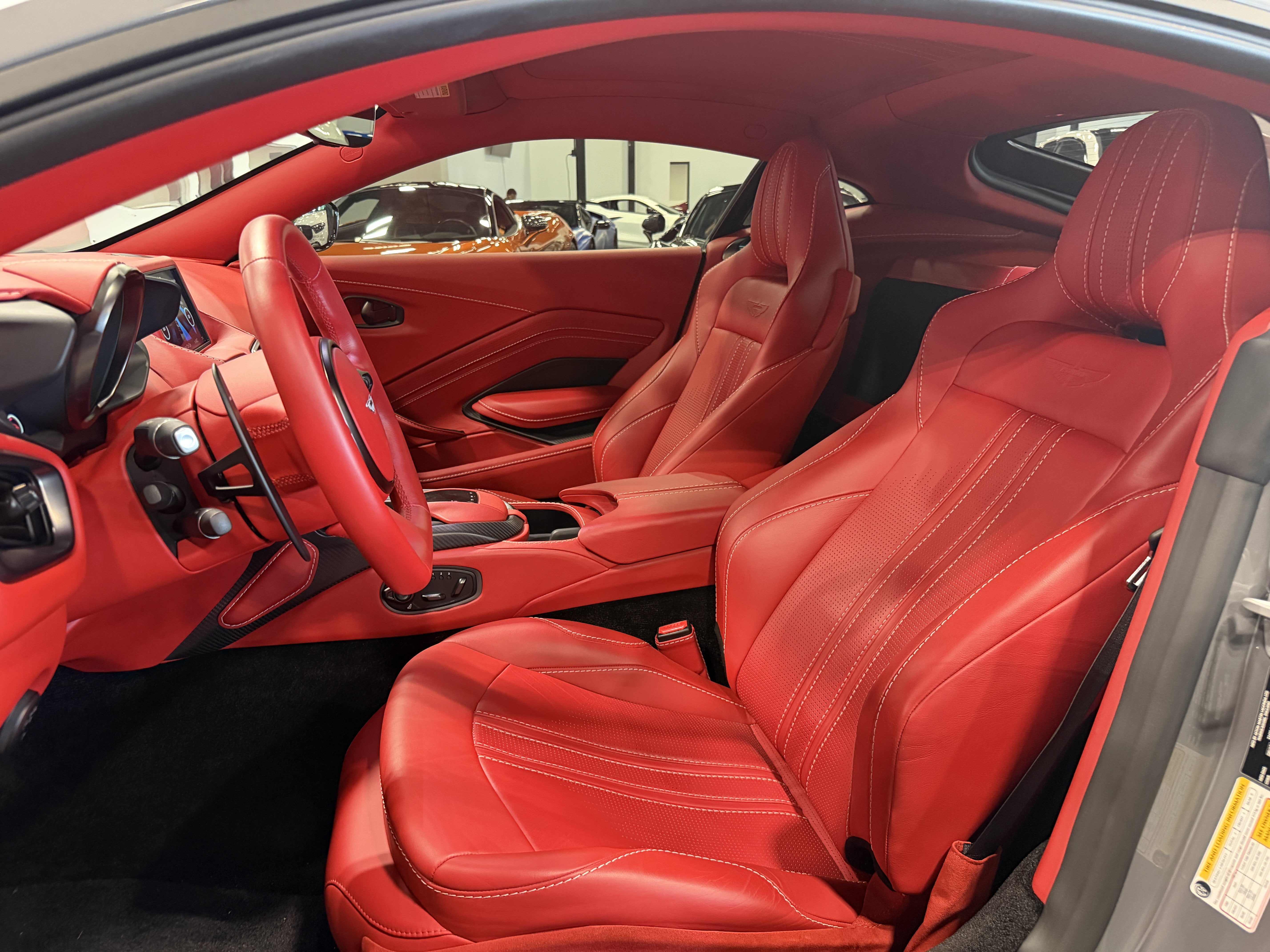2019 Aston Martin Vantage Base