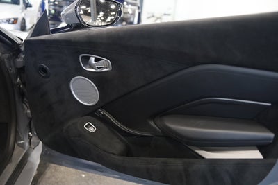 2021 Aston Martin Vantage Base