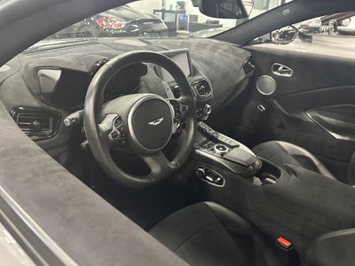 2021 Aston Martin Vantage Base