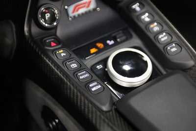 2023 Aston Martin Vantage Base