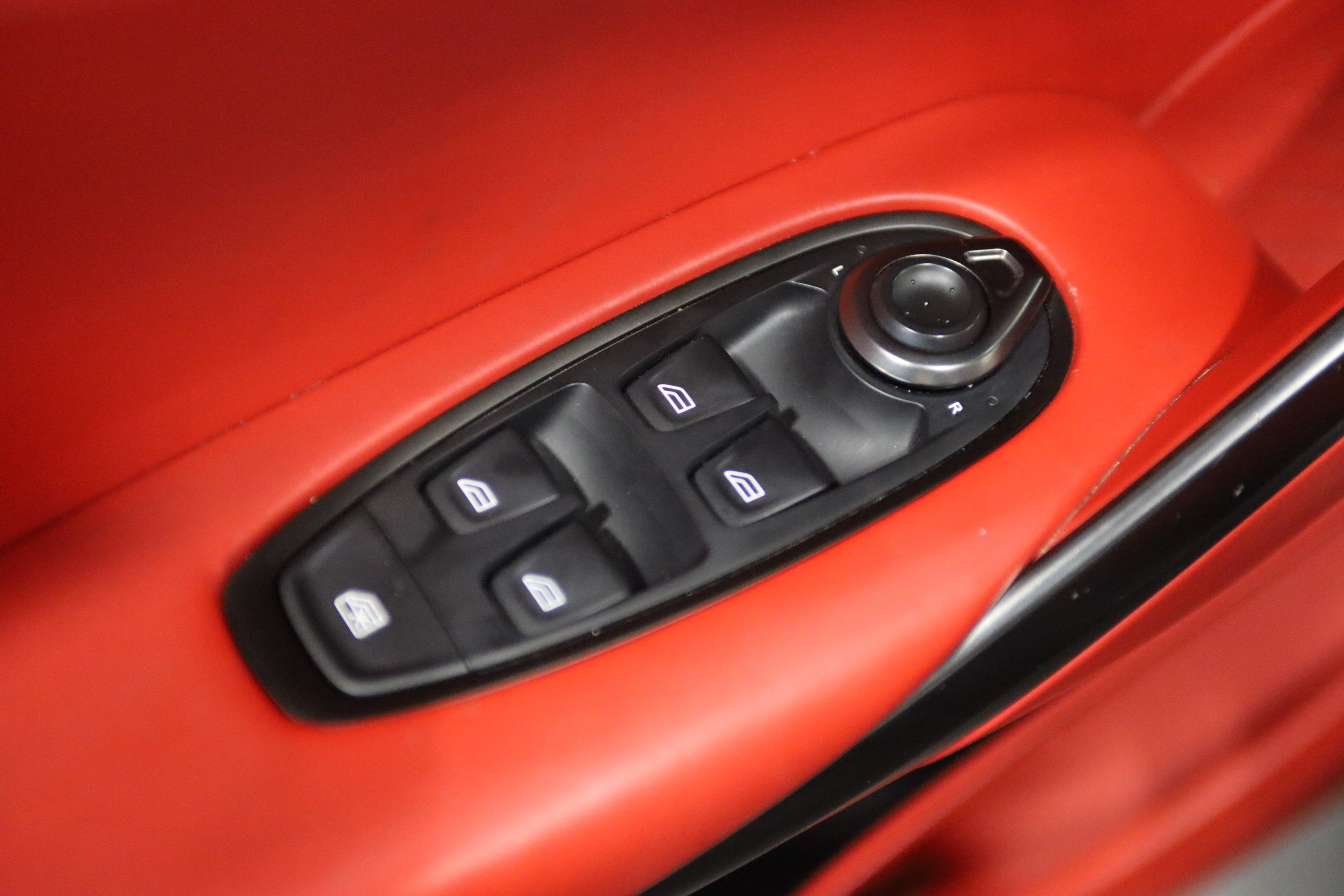 2022 Aston Martin DBX Base