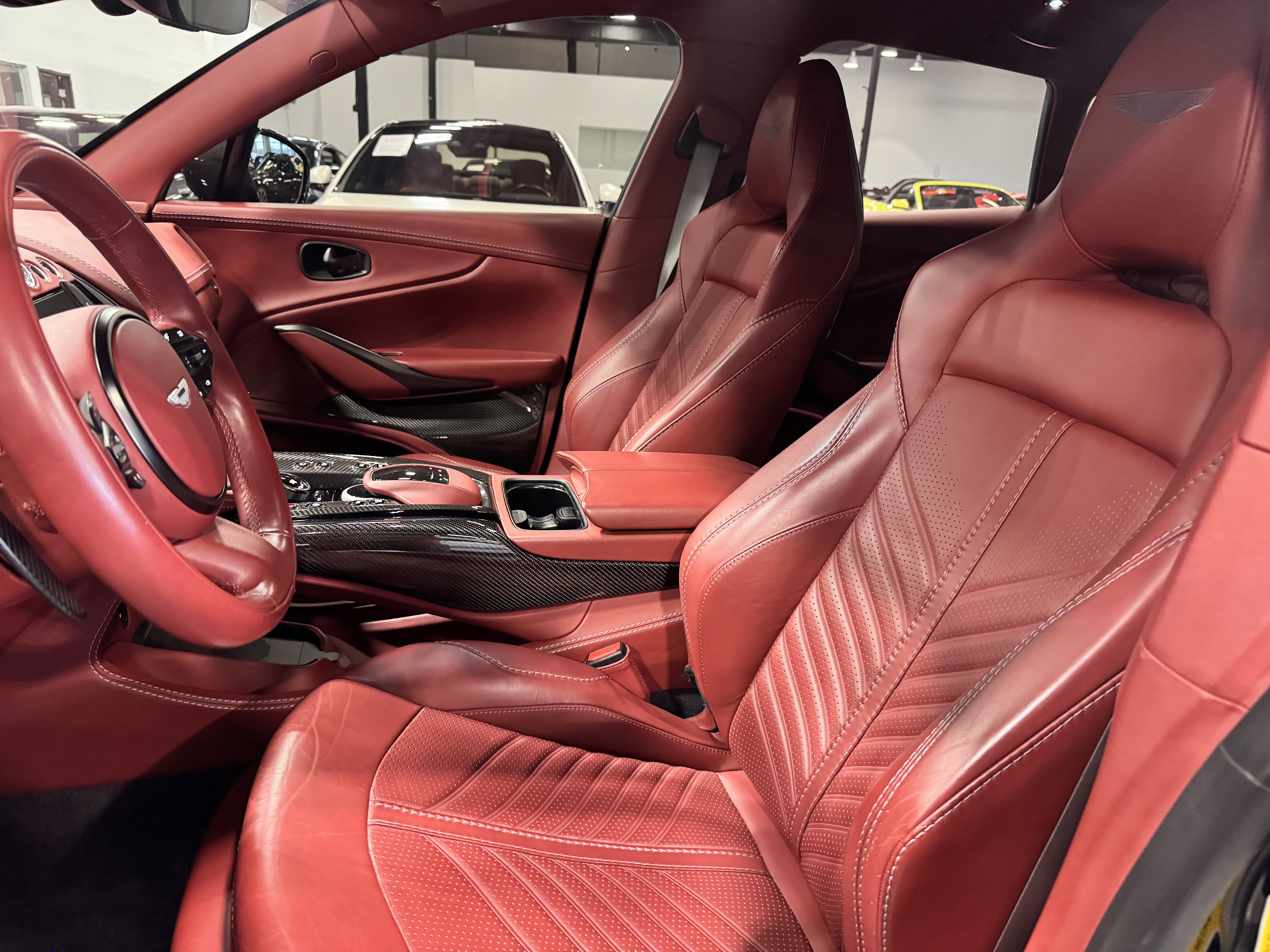 2023 Aston Martin DBX 707