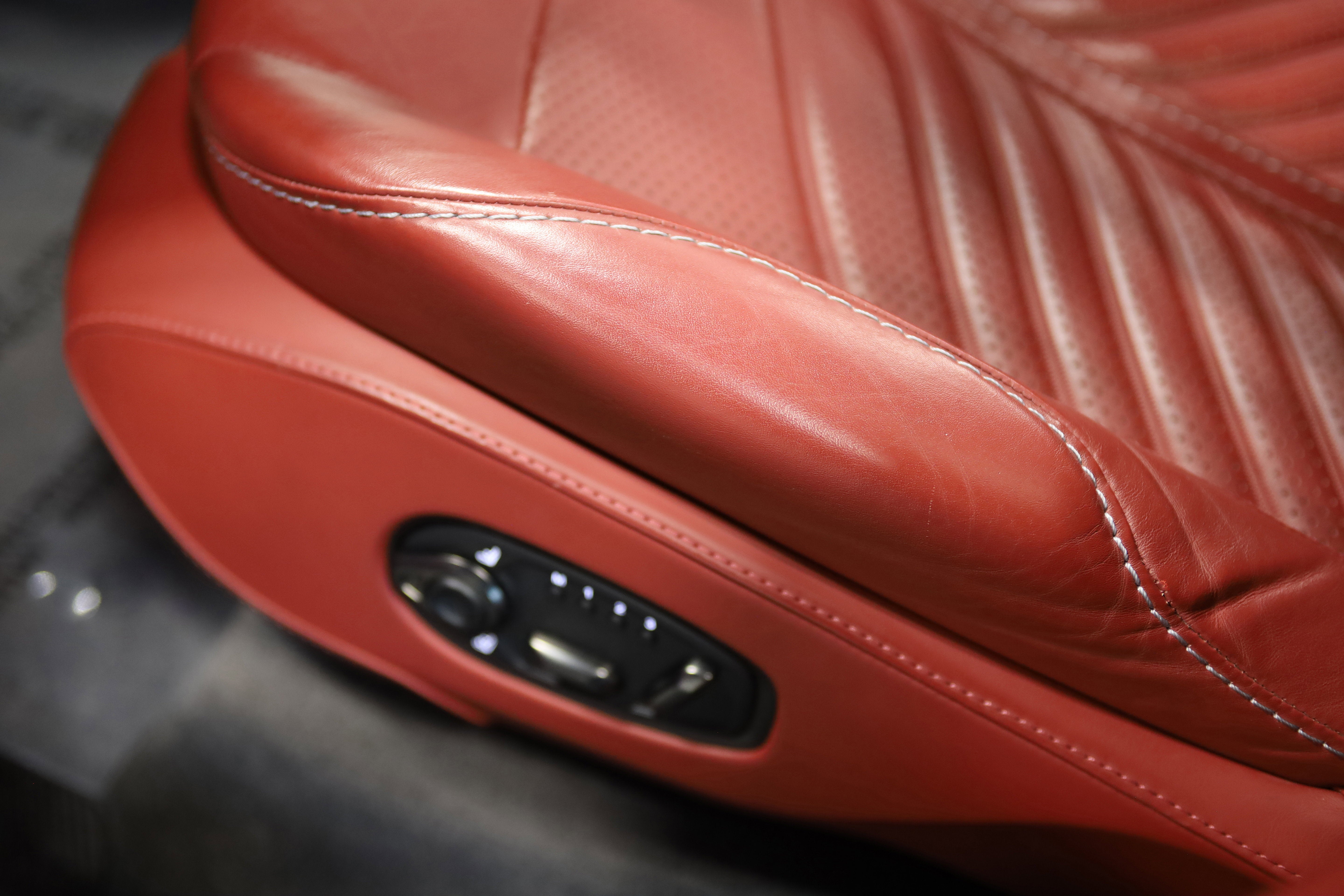 2023 Aston Martin DBX 707