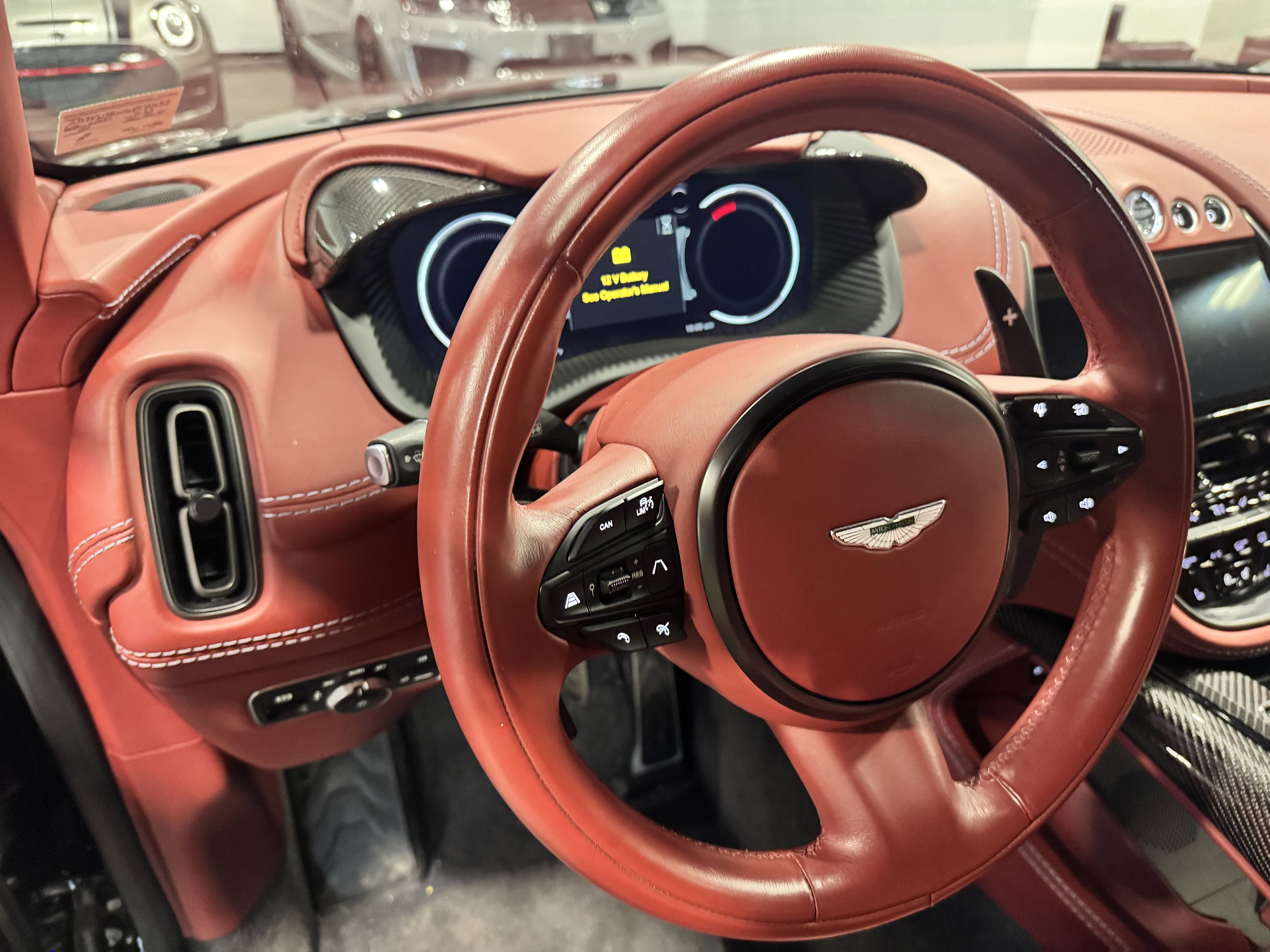 2023 Aston Martin DBX 707