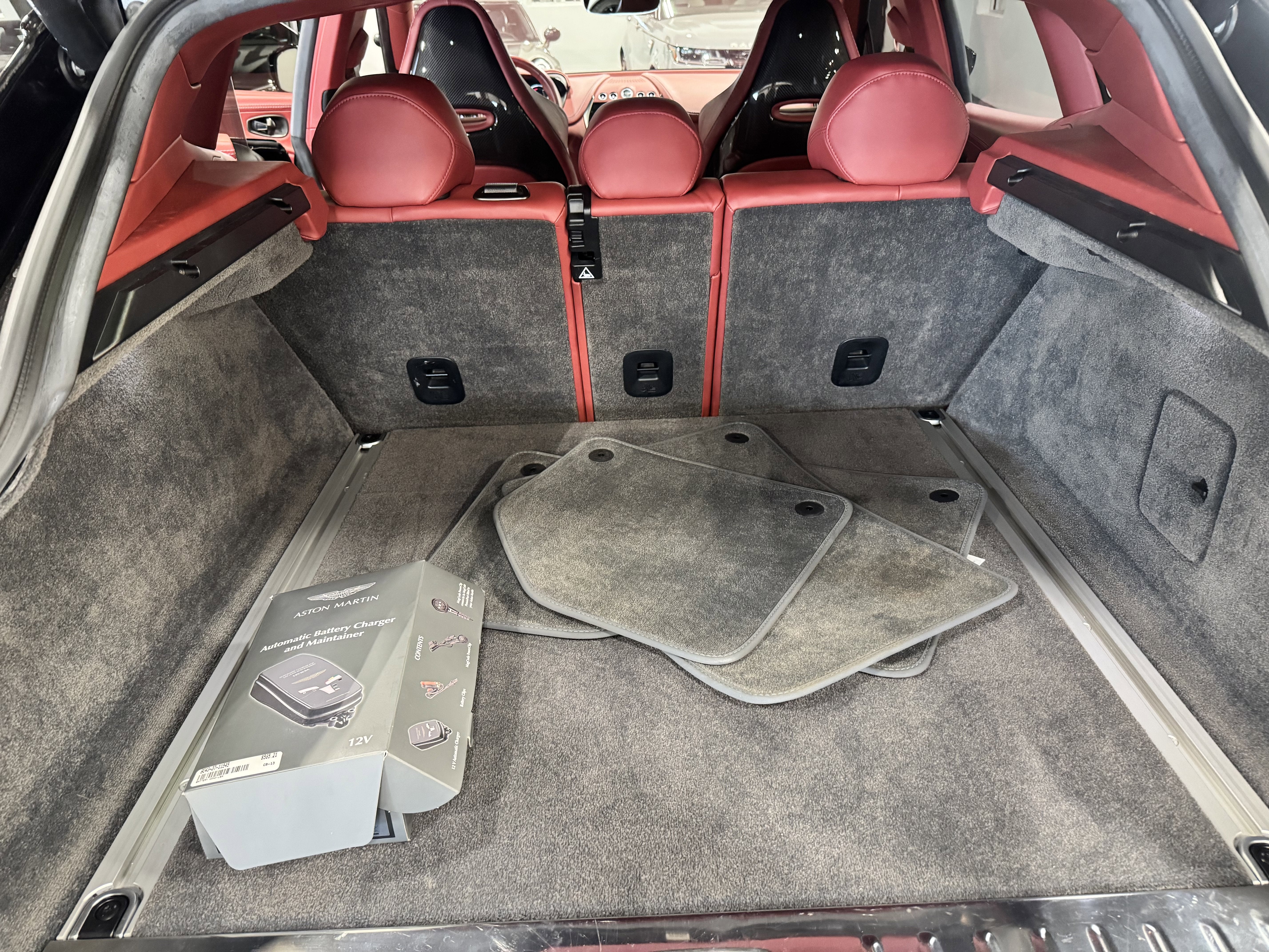 2023 Aston Martin DBX 707