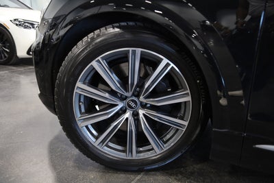 2022 Audi SQ8 Premium Plus