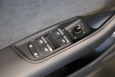 2022 Audi SQ8 Premium Plus