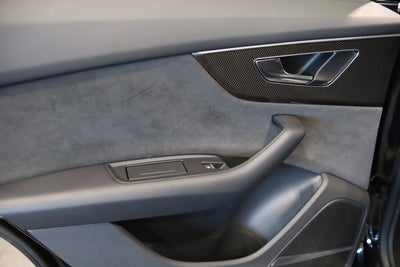 2022 Audi SQ8 Premium Plus