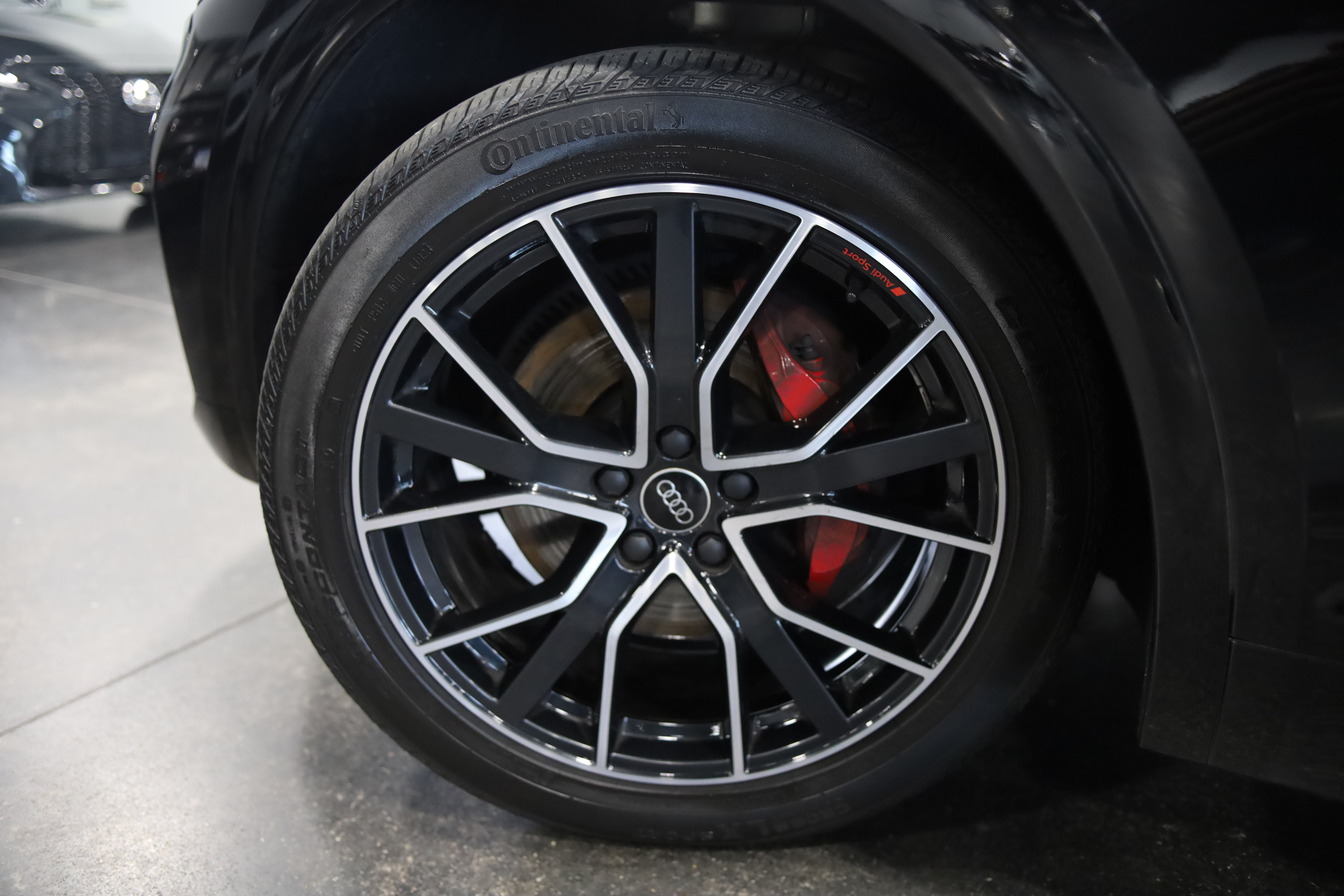 2023 Audi SQ5 Premium Plus