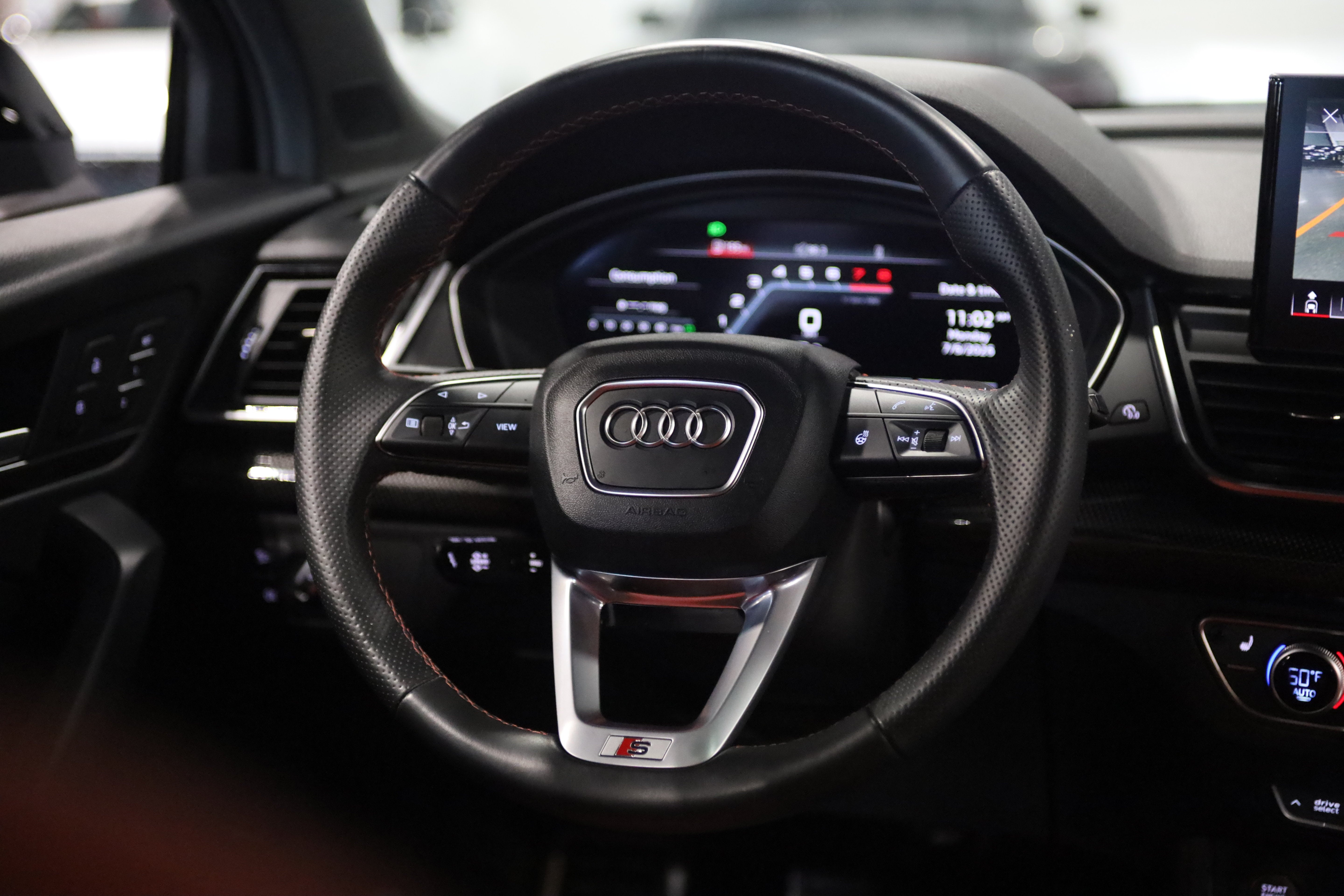 2023 Audi SQ5 Premium Plus
