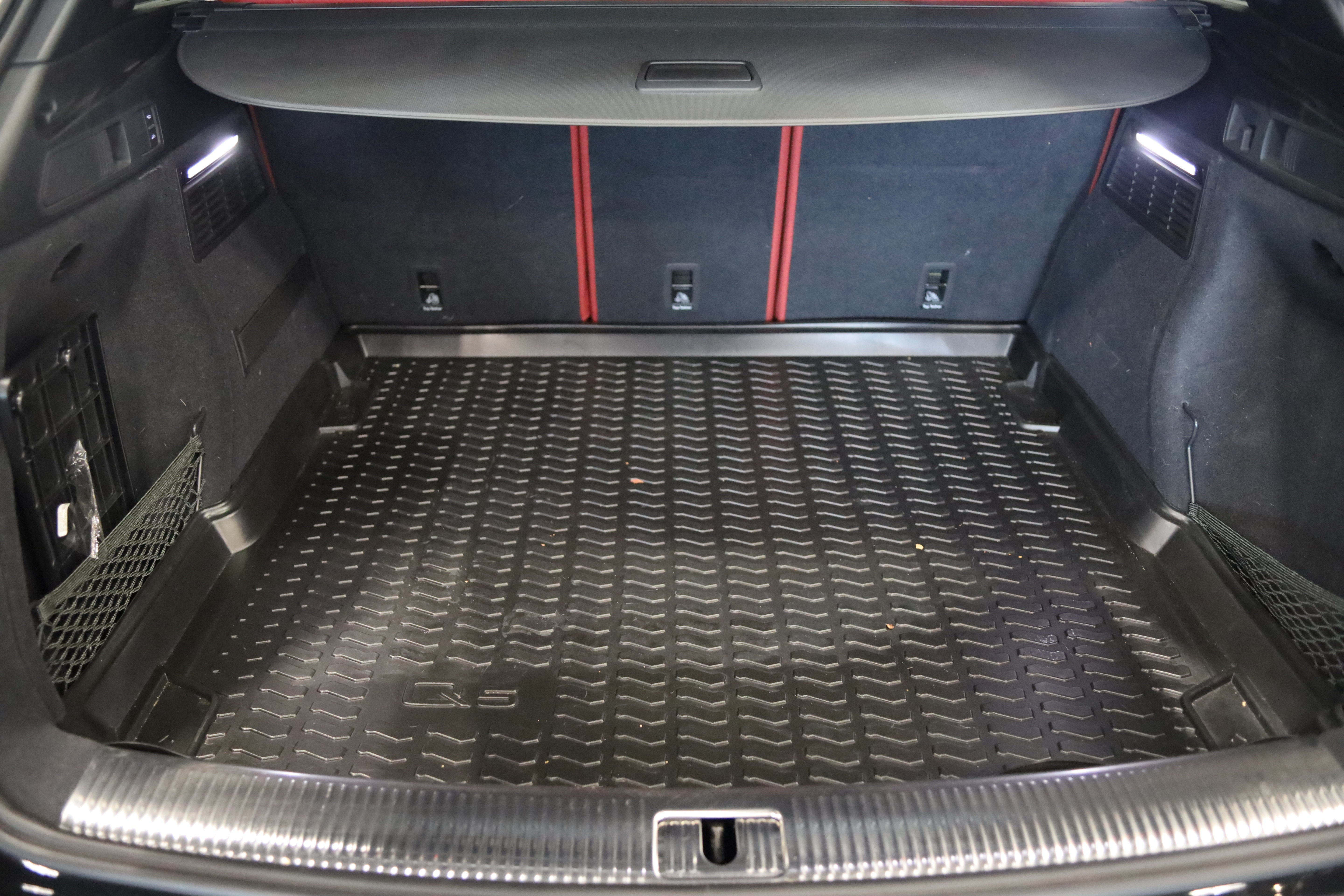 2023 Audi SQ5 Premium Plus