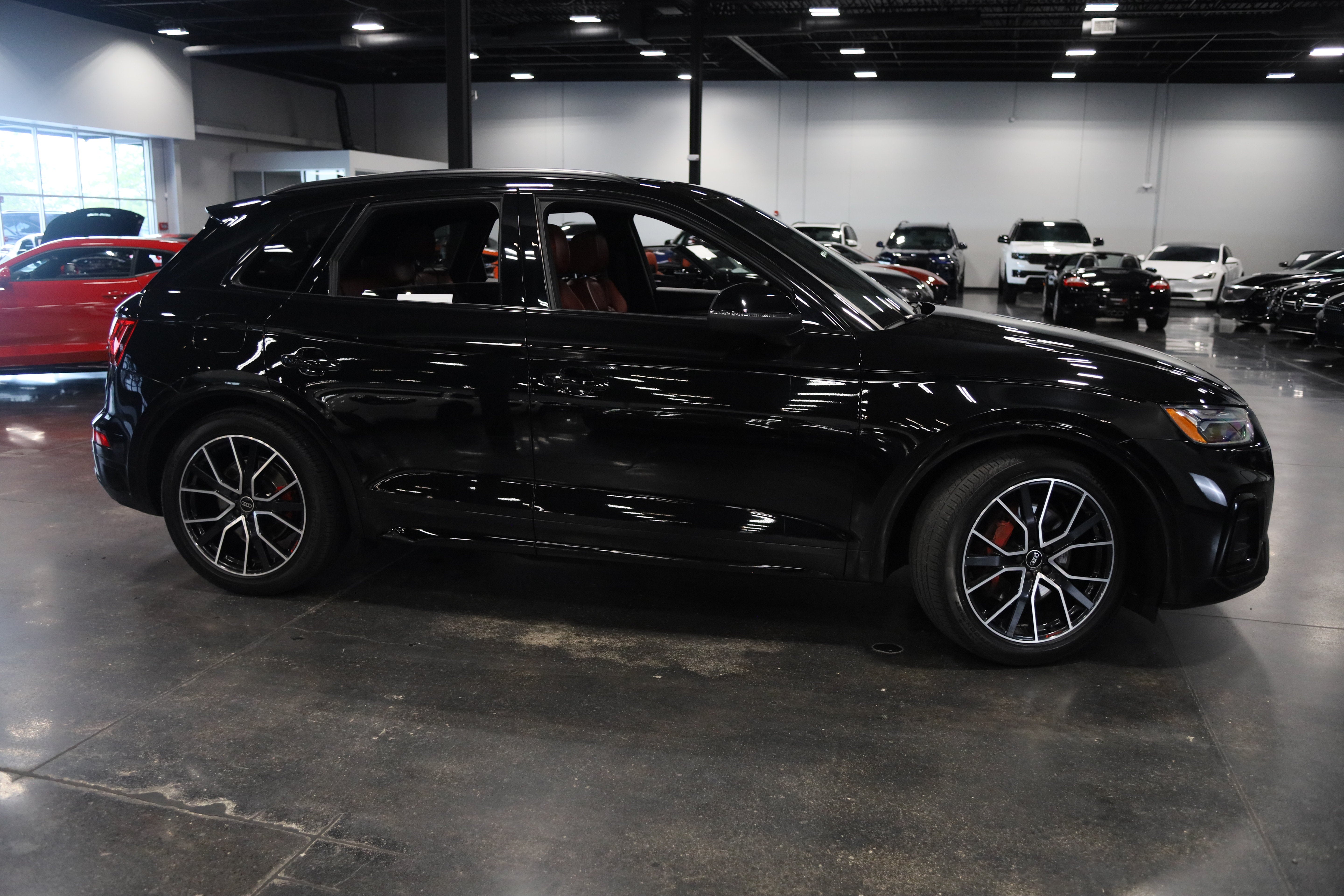 2023 Audi SQ5 Premium Plus