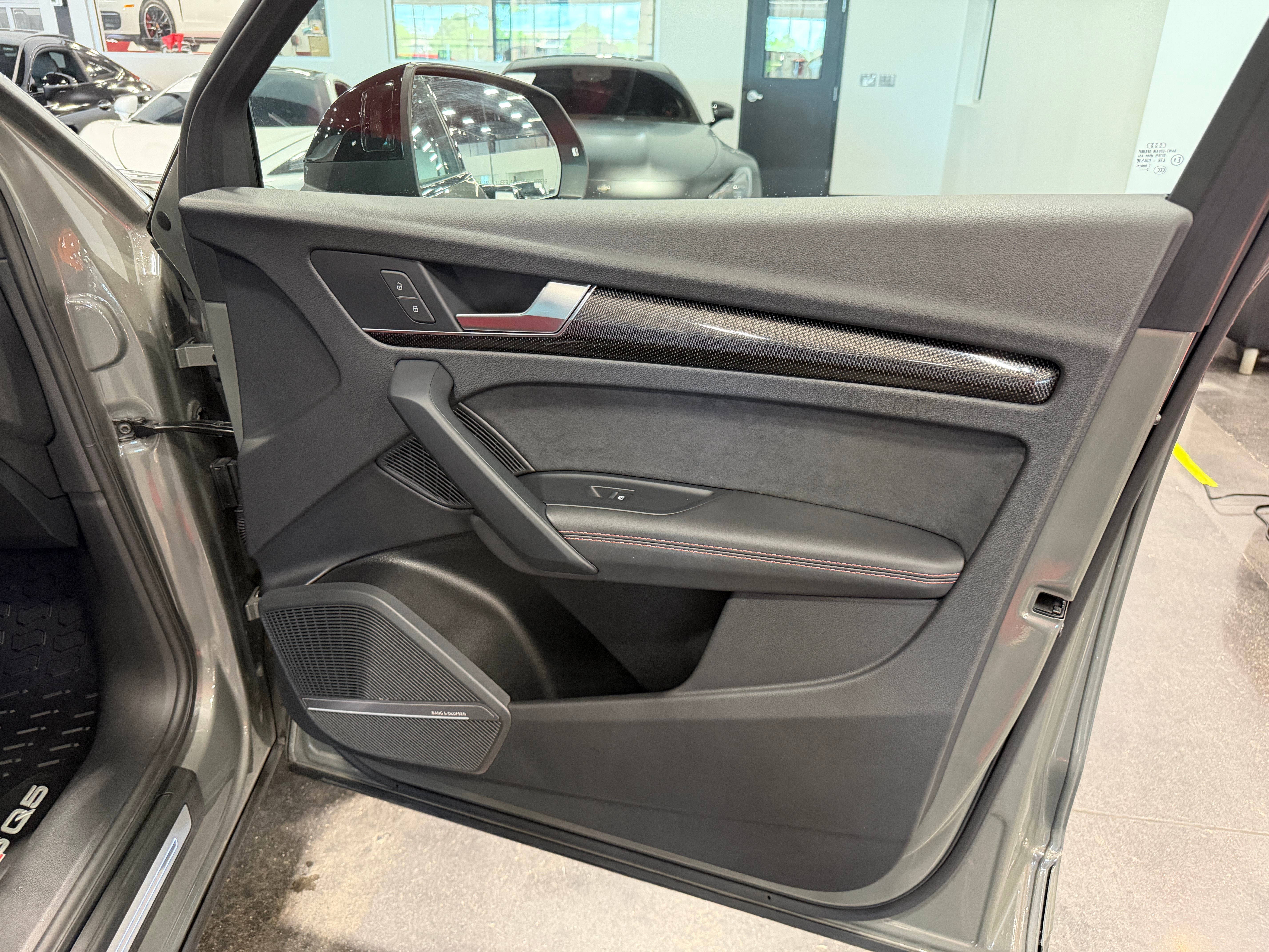 2023 Audi SQ5 Premium Plus