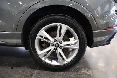 2021 Audi Q3 S line Premium