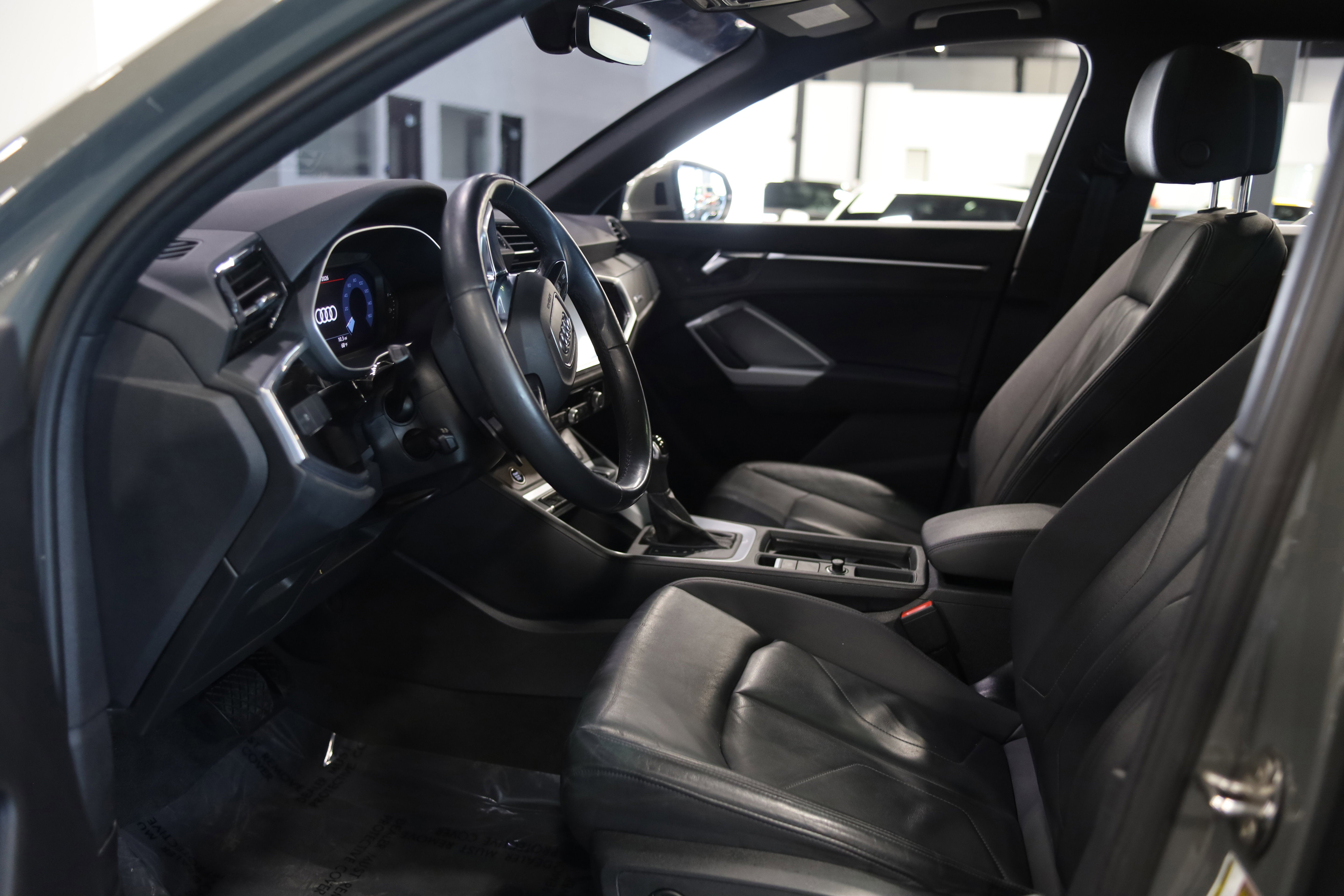 2021 Audi Q3 S line Premium