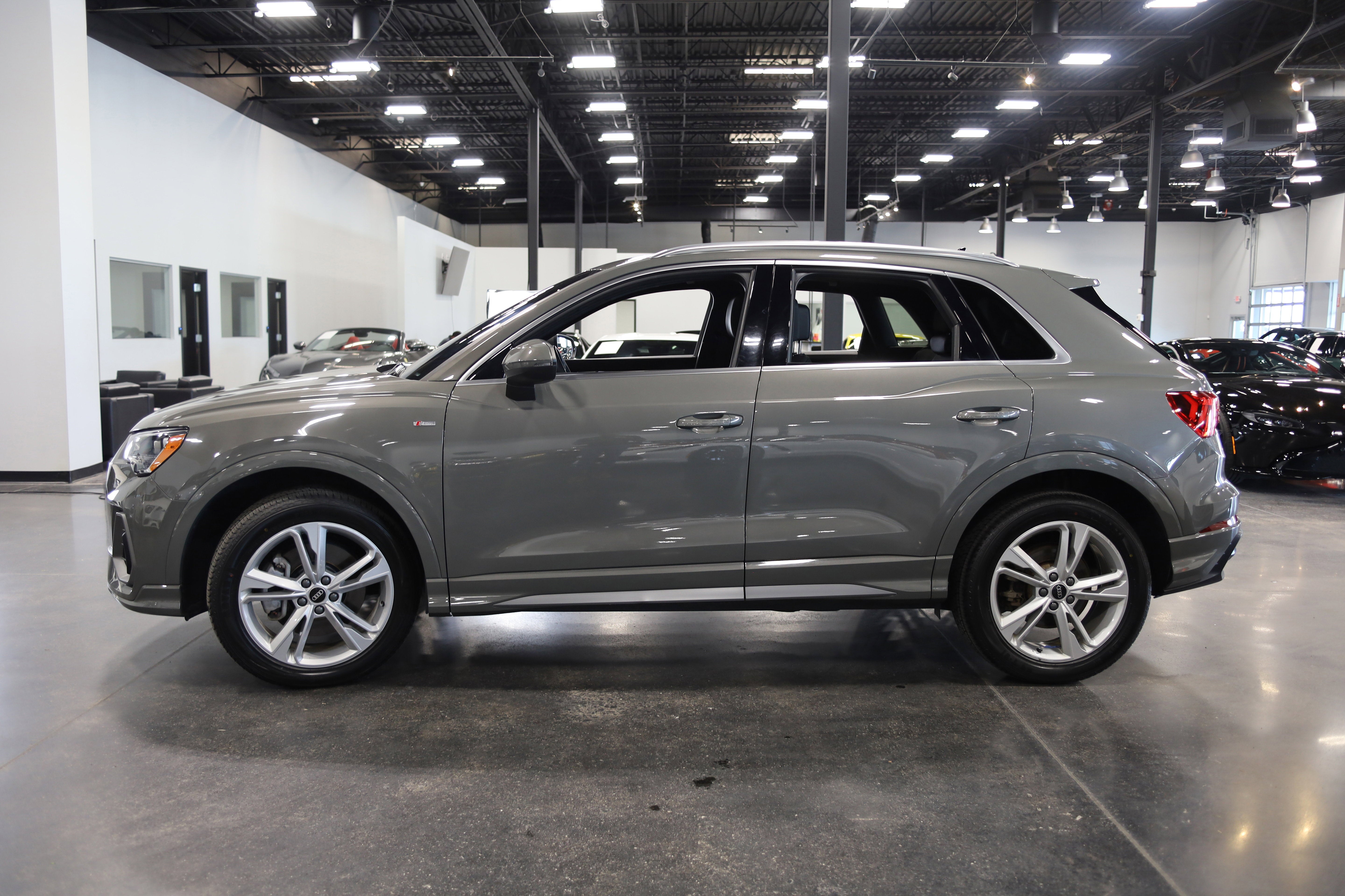 2021 Audi Q3 S line Premium