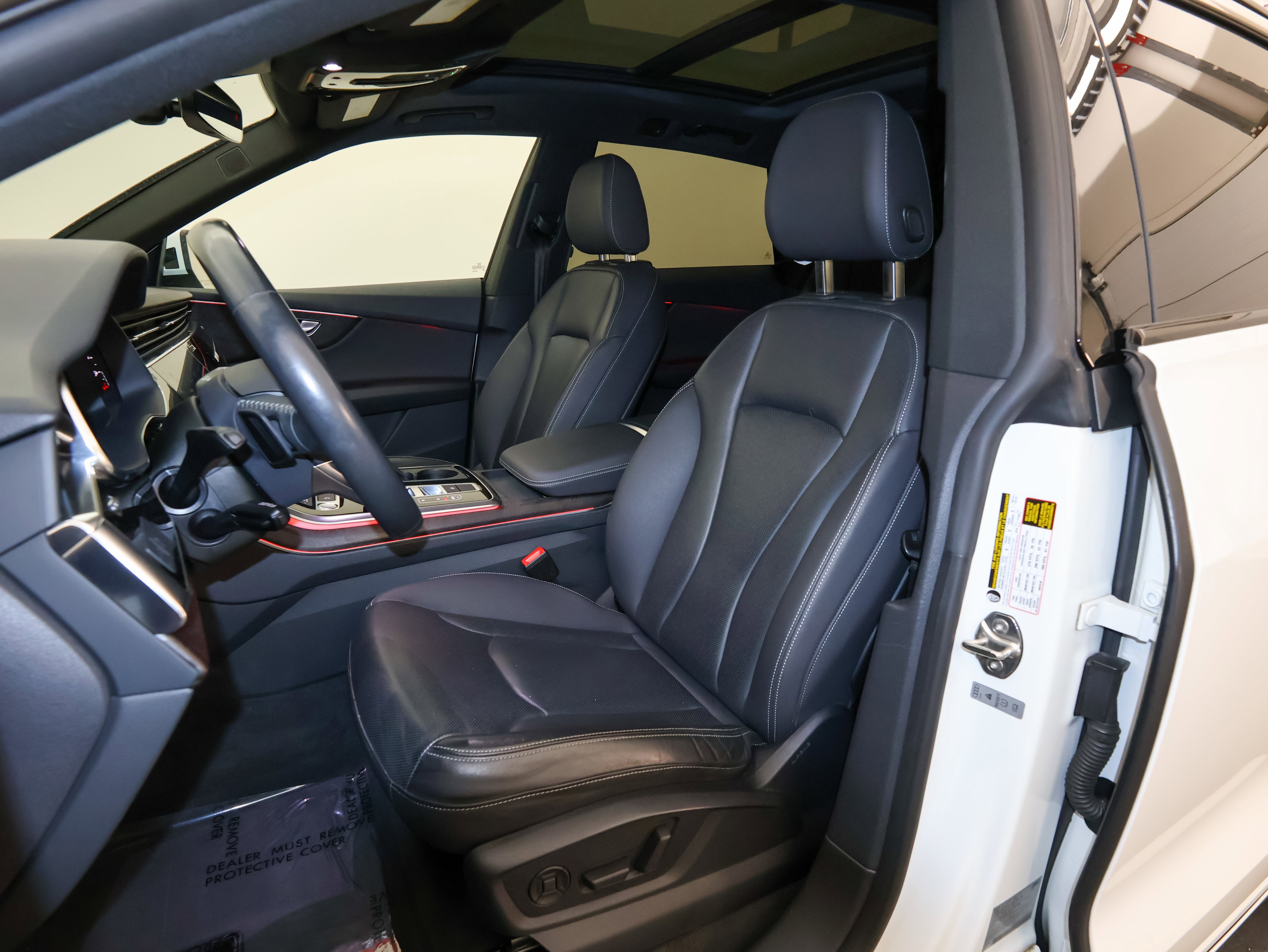 2020 Audi Q8 Premium Plus