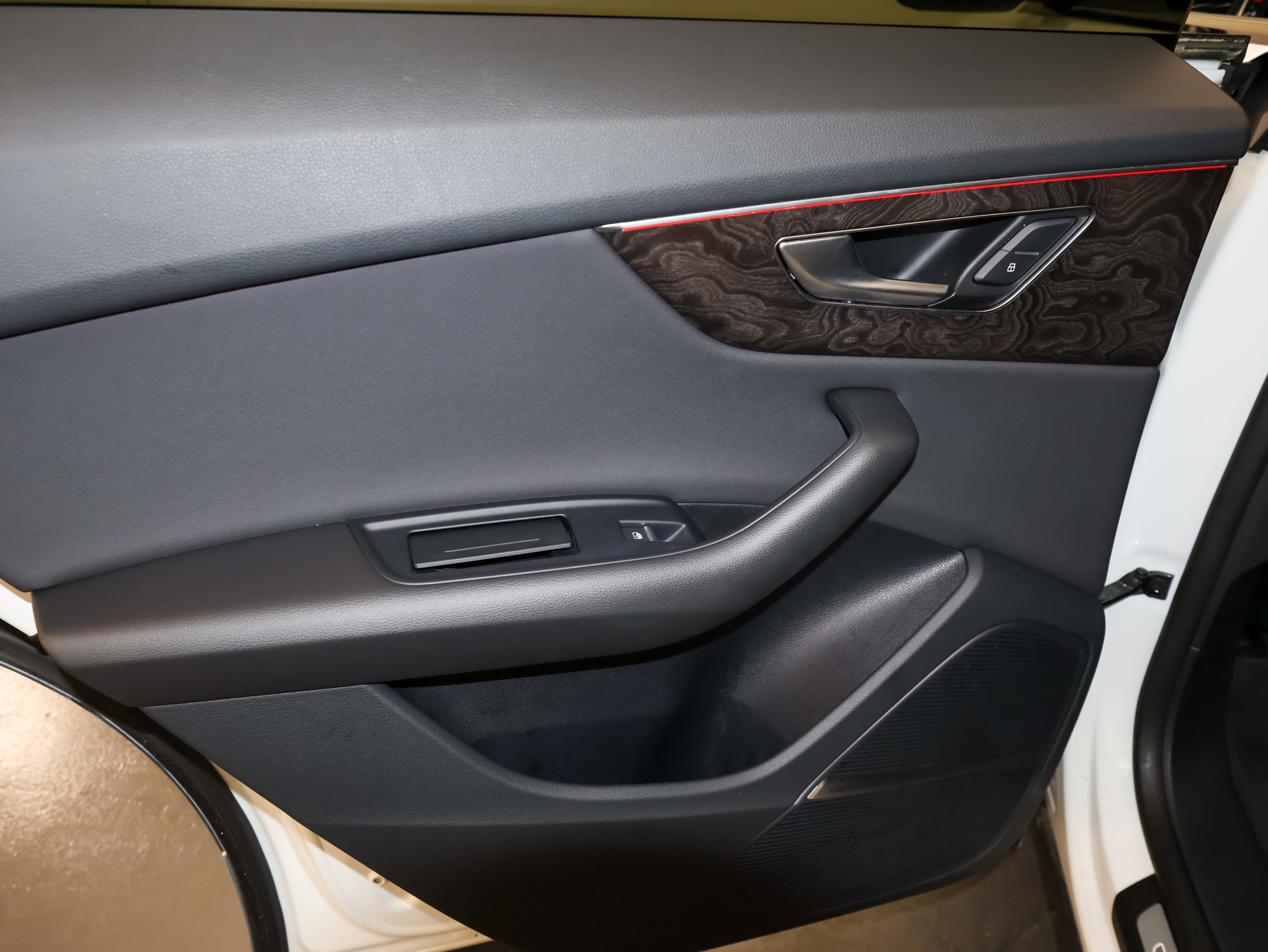 2020 Audi Q8 Premium Plus