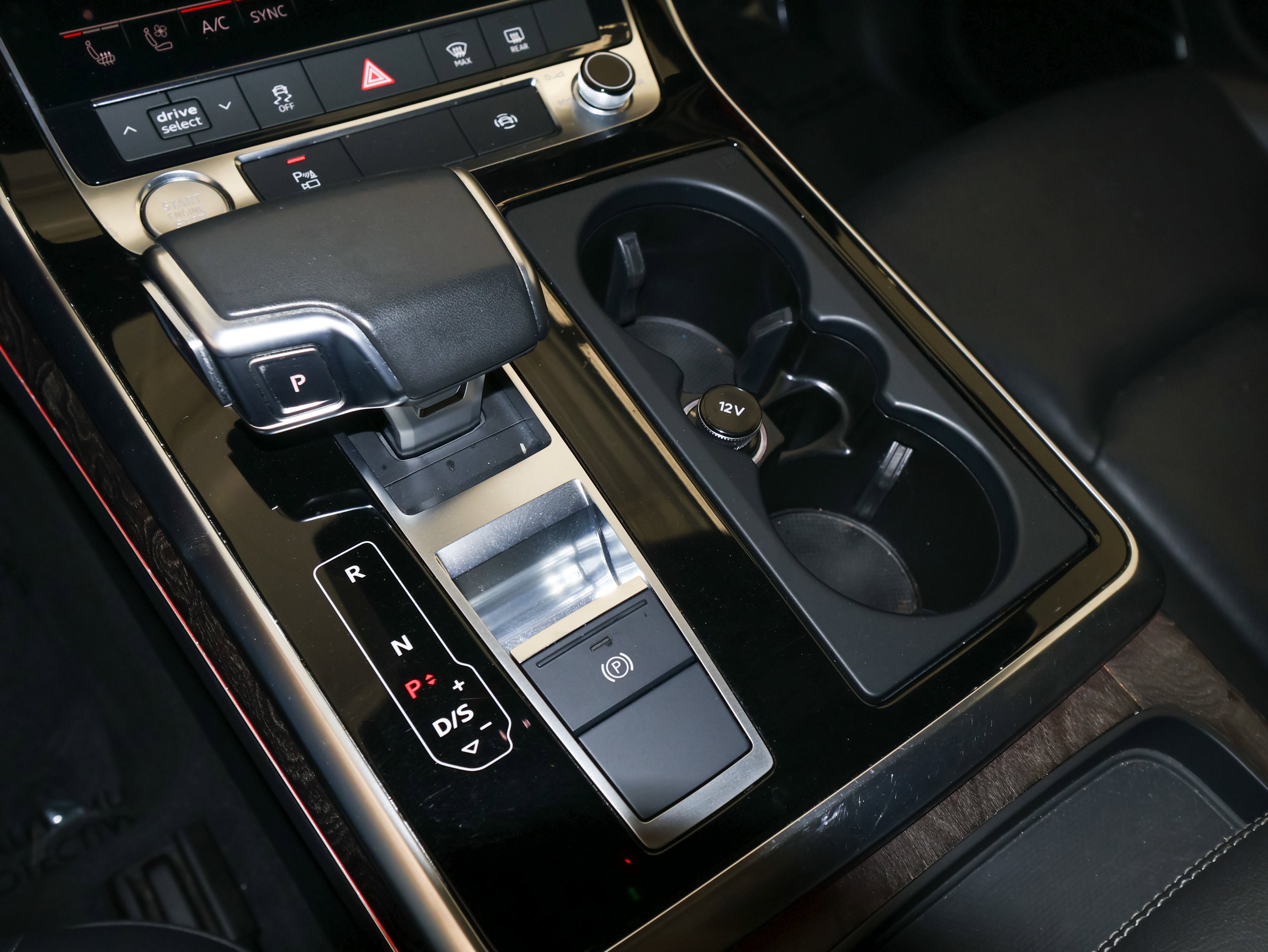 2020 Audi Q8 Premium Plus