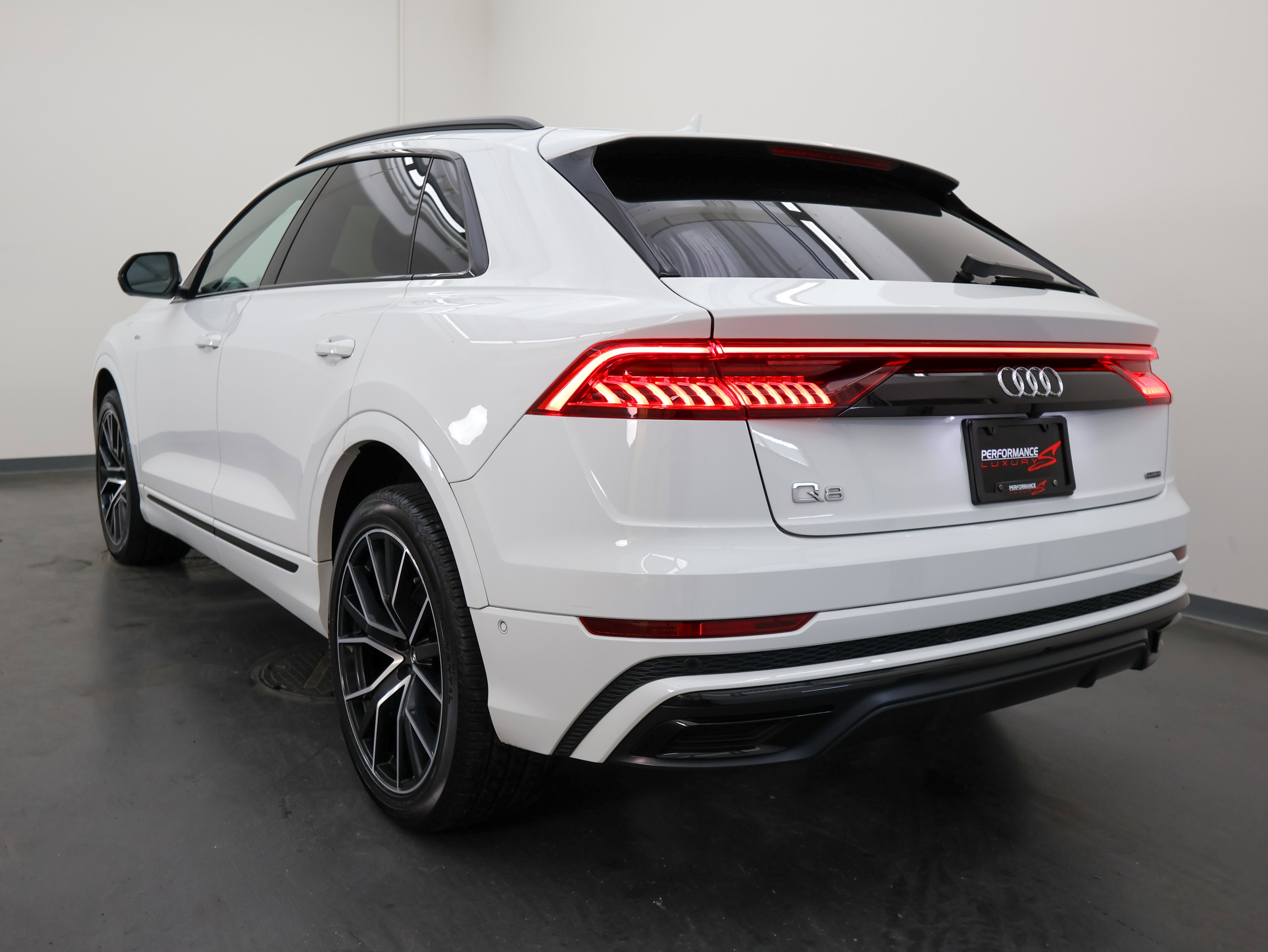 2020 Audi Q8 Premium Plus